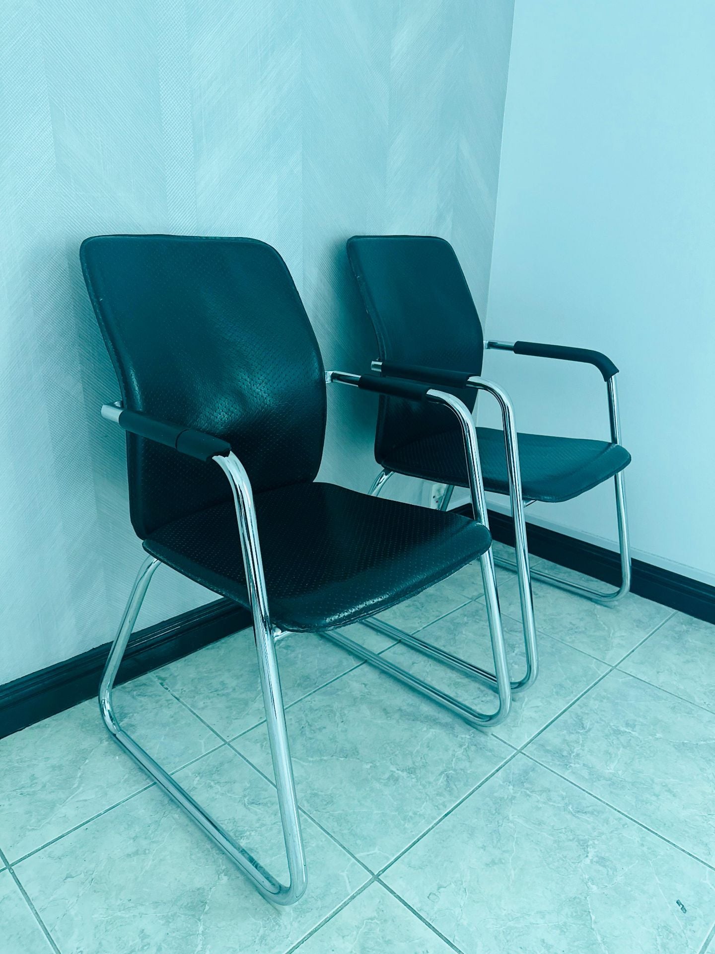 Used Office chair for sale  - Image 2