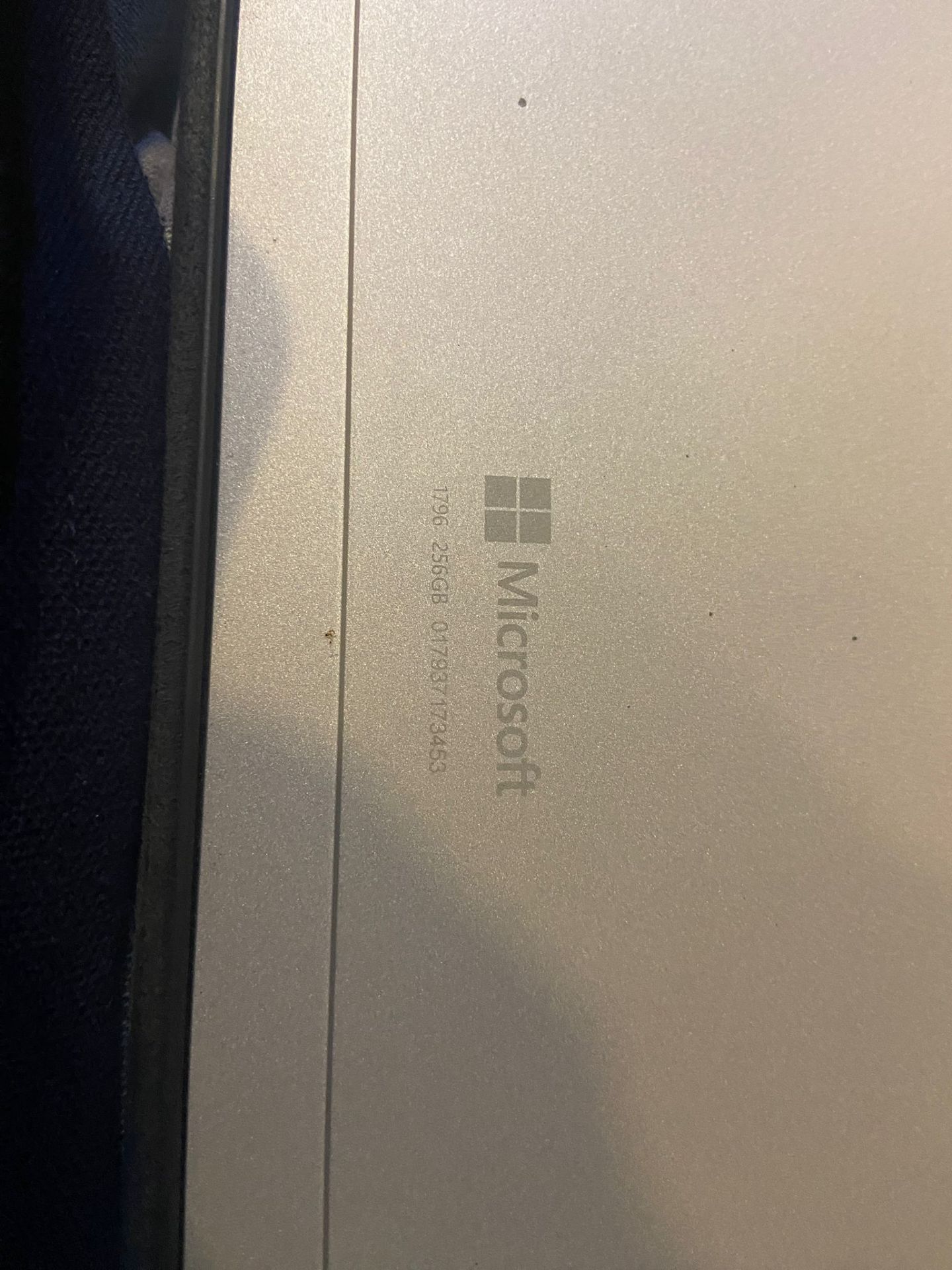 Surface pro 5 - Image 4