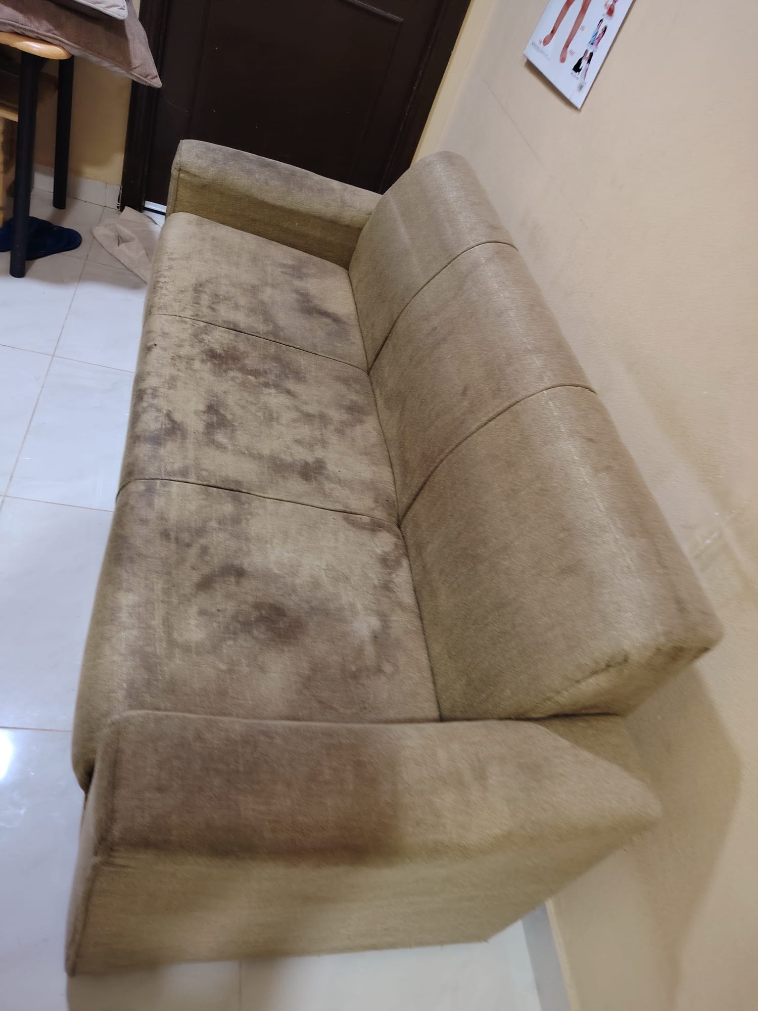 USED 3 SEATER SOFA - Image 4
