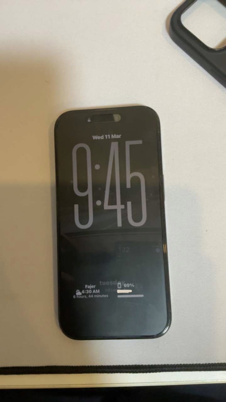 iPhone 16 pro - Image 2
