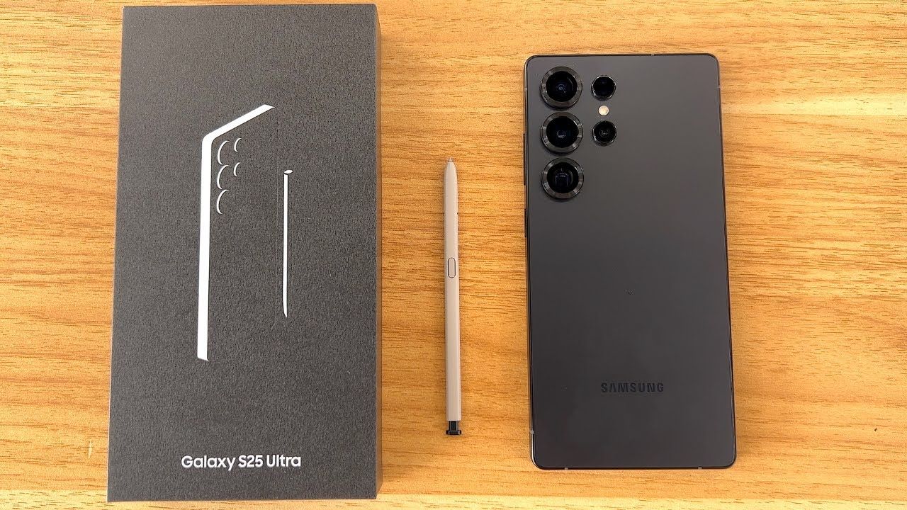 Samsung Galaxy S25 Ultra (5G) - Image 3