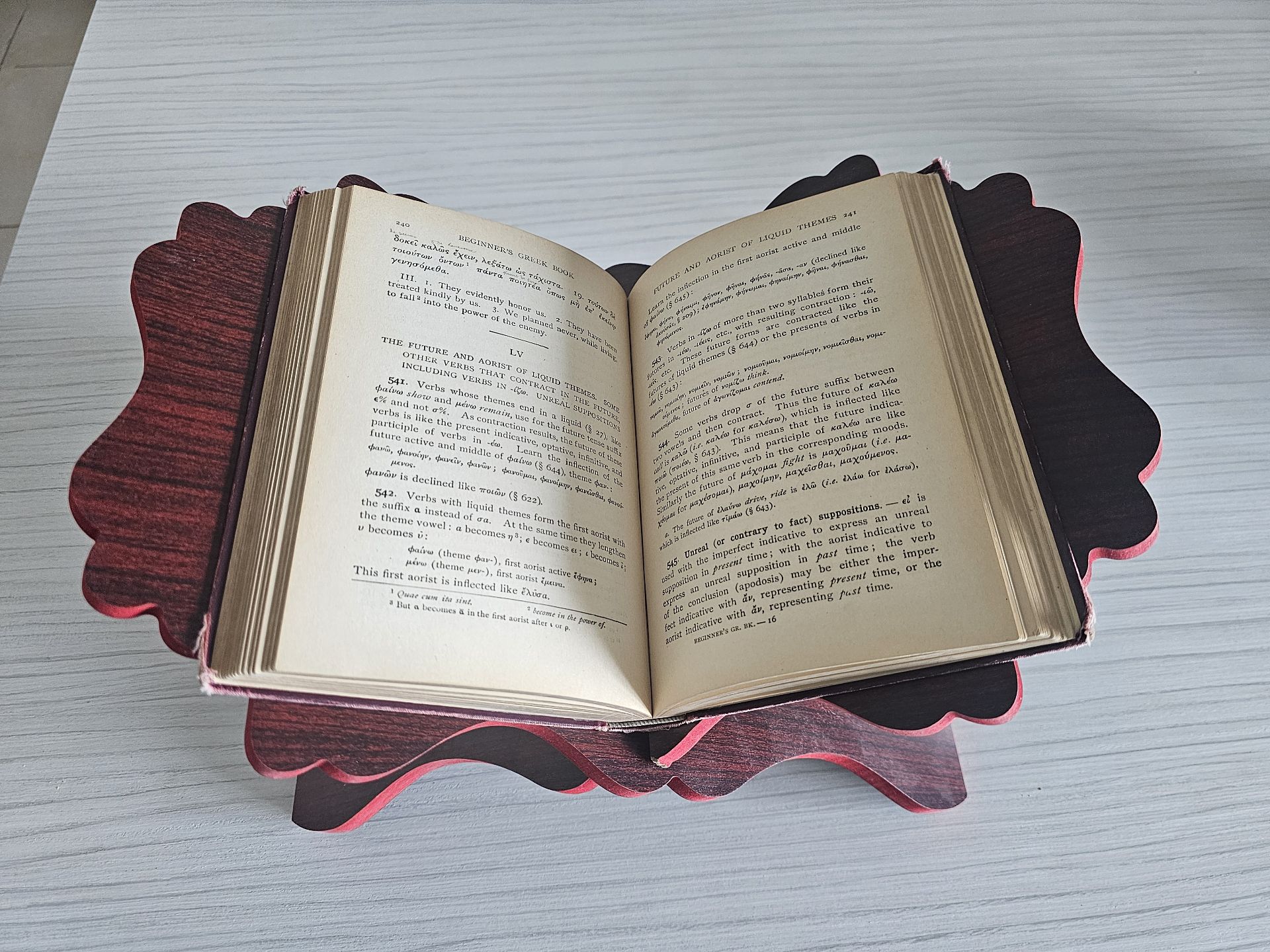 Books stands - Image 6