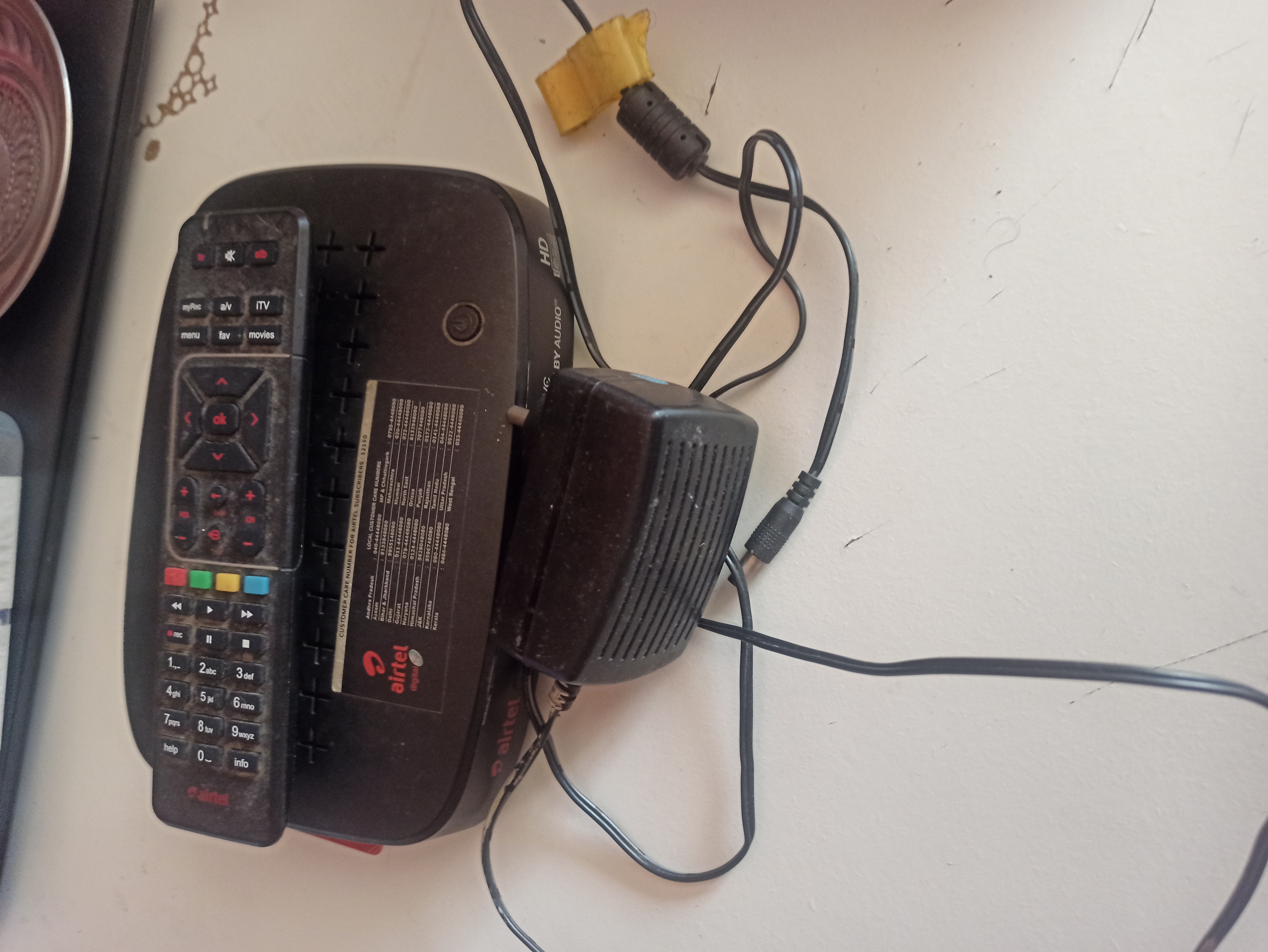 Airtel Receiver with remote  - Image 4