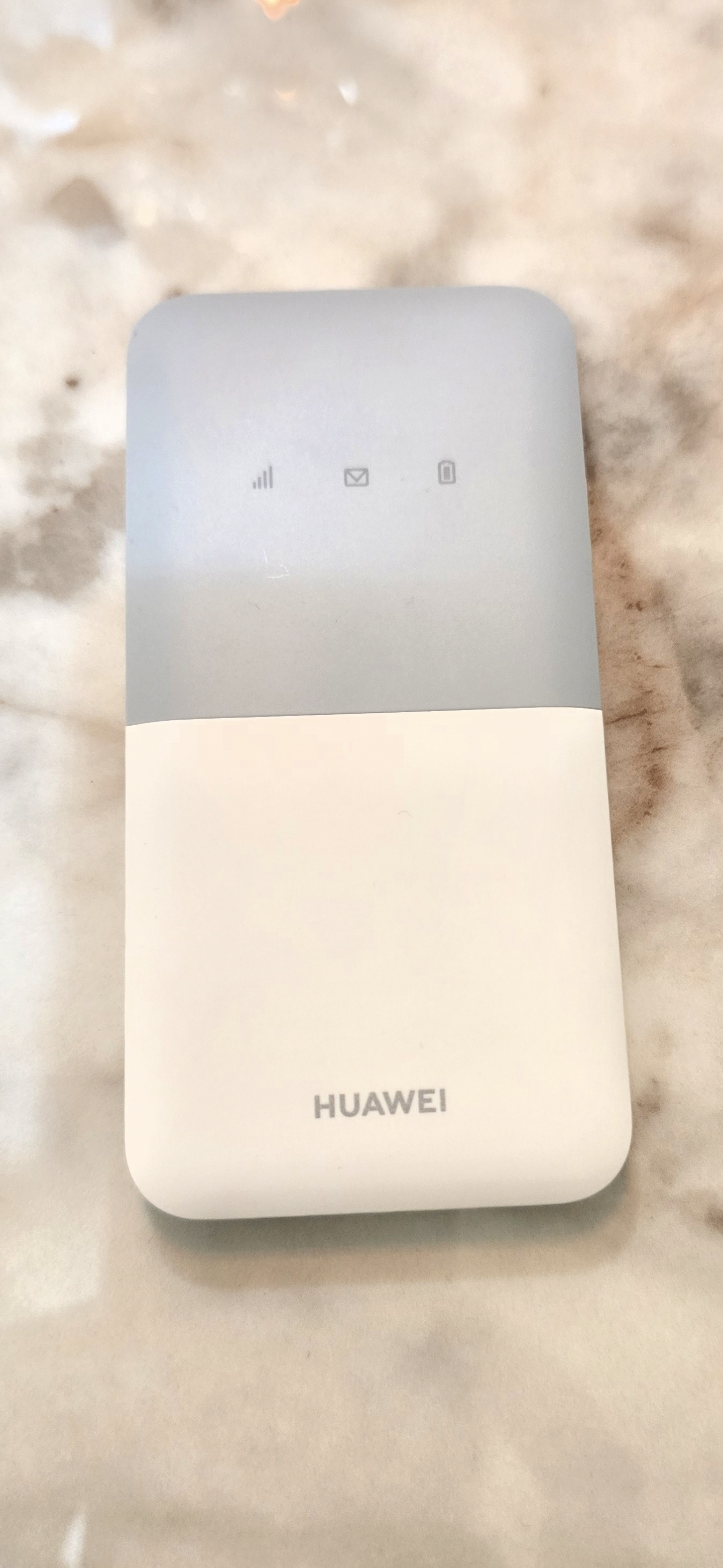 Mobile Wifi (Huawei) Pocket Wifi 4G Router - Image 1