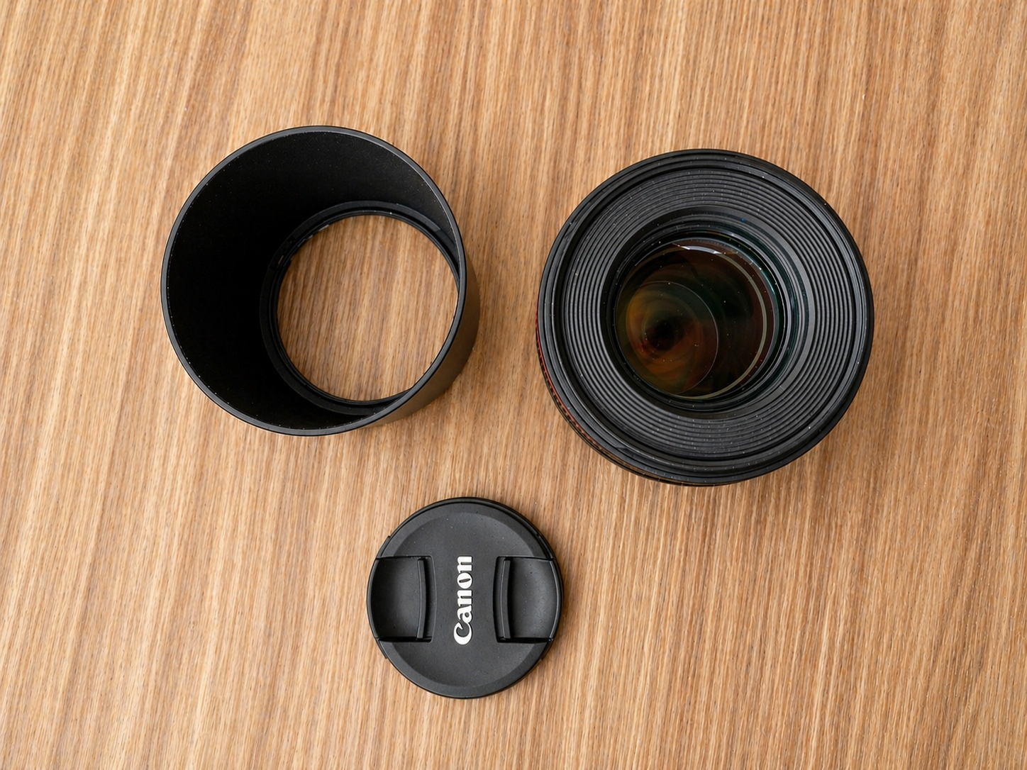 Canon EF 100mm f/2.8L - Image 2