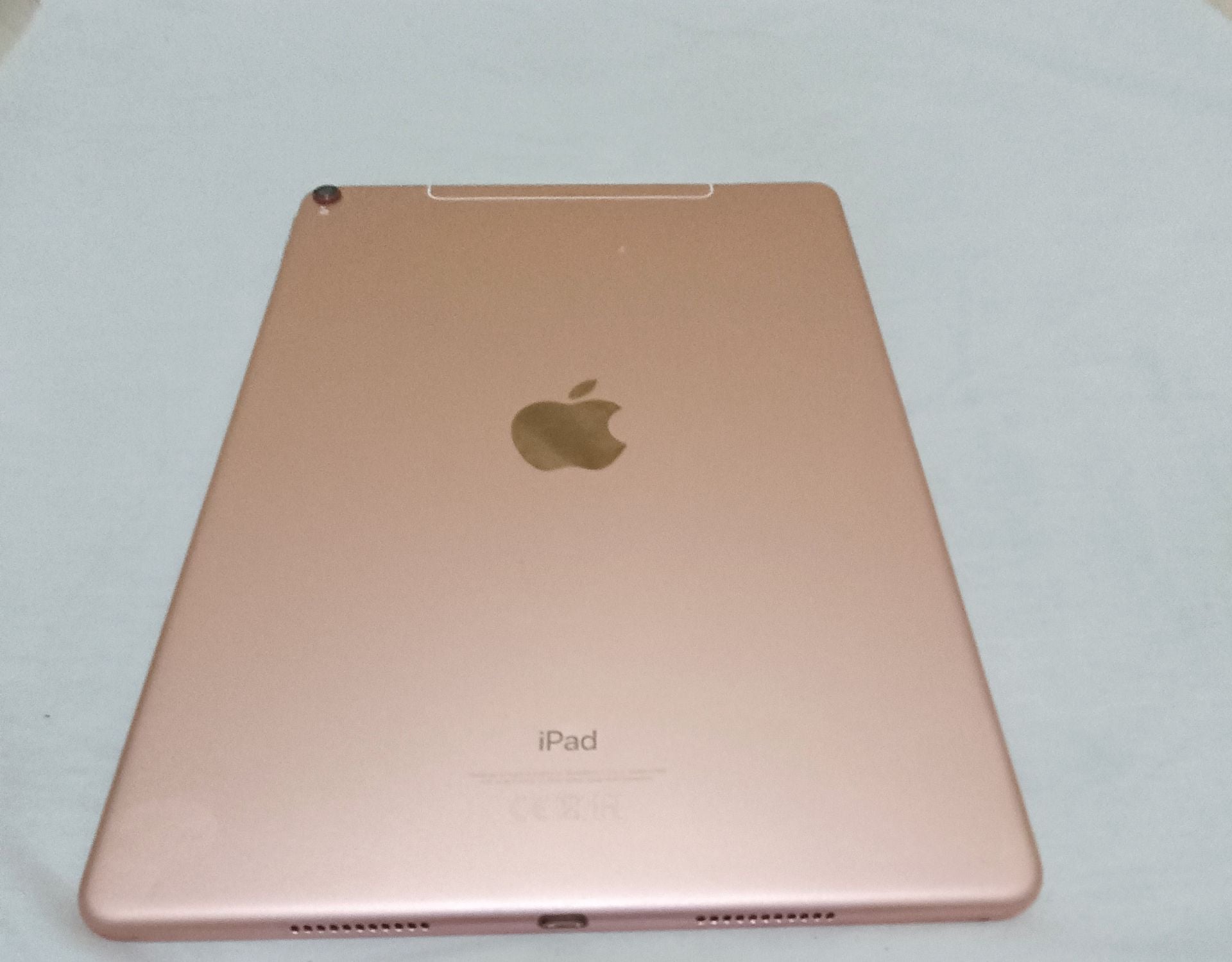 آيباد برو 10.5 إنش 256GB يستخدم شريحة SIM وواي فاي - Image 6