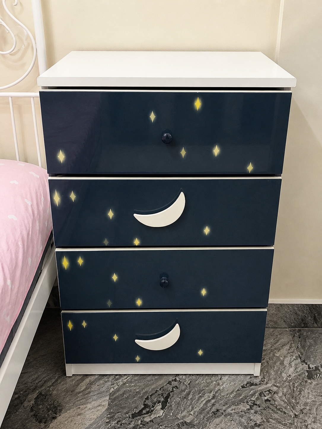 🟤 IKEA 4-Drawer Storage Unit for Sale - Image 4