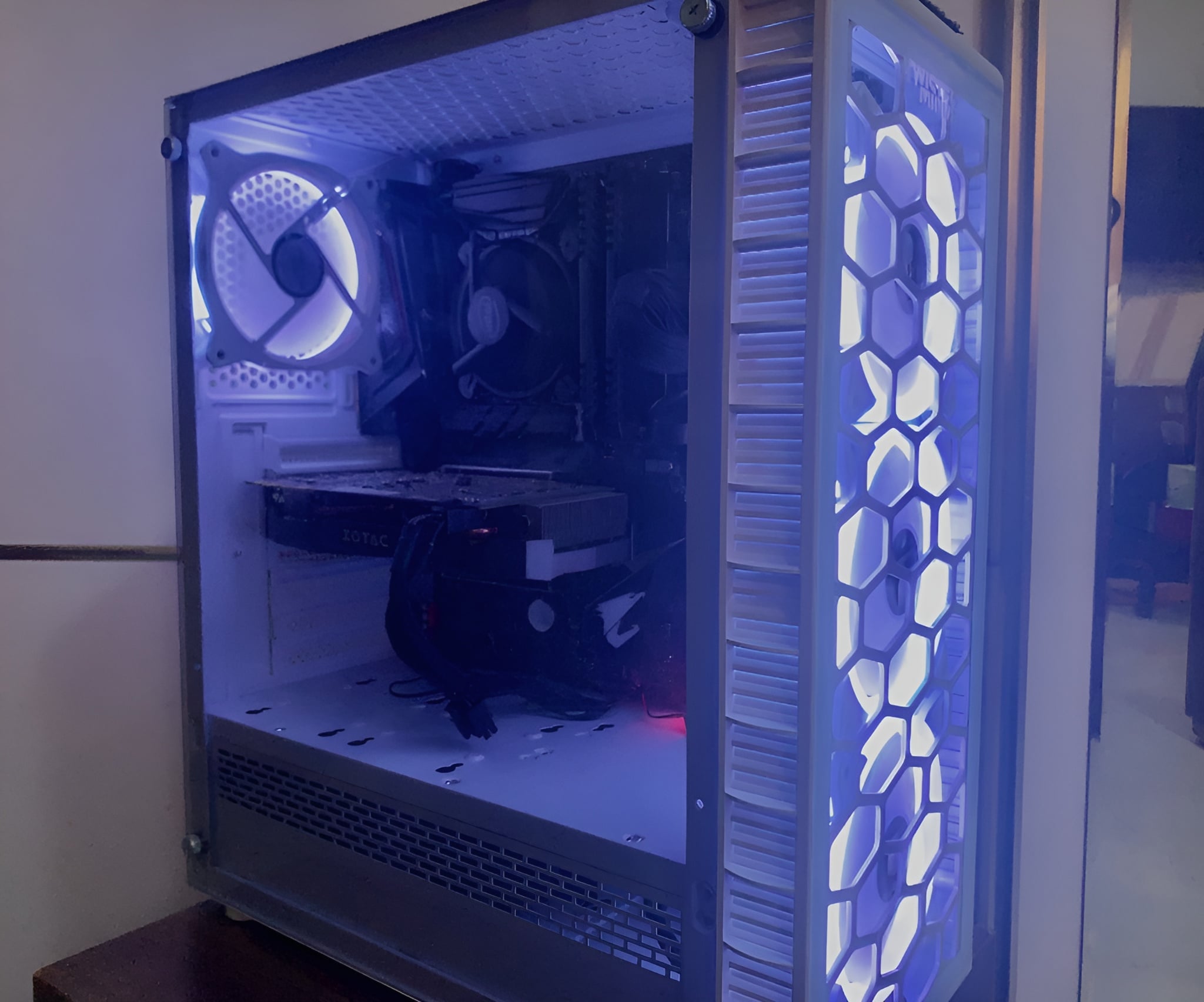 Gaming PC GTX 1060 6GB / i5 8400 / 16GB RAM / 1TB SSD - Image 1