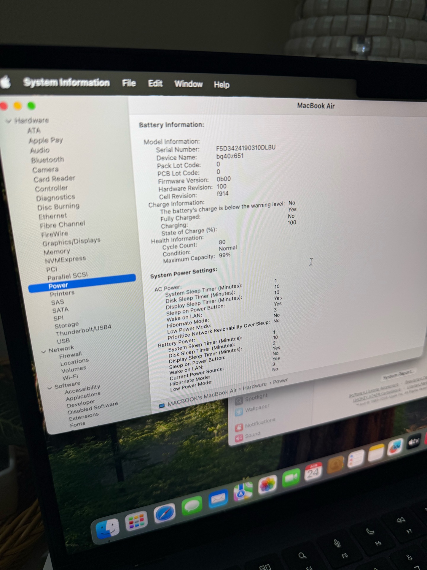 Apple Macbook Air M2 256GB - Image 2