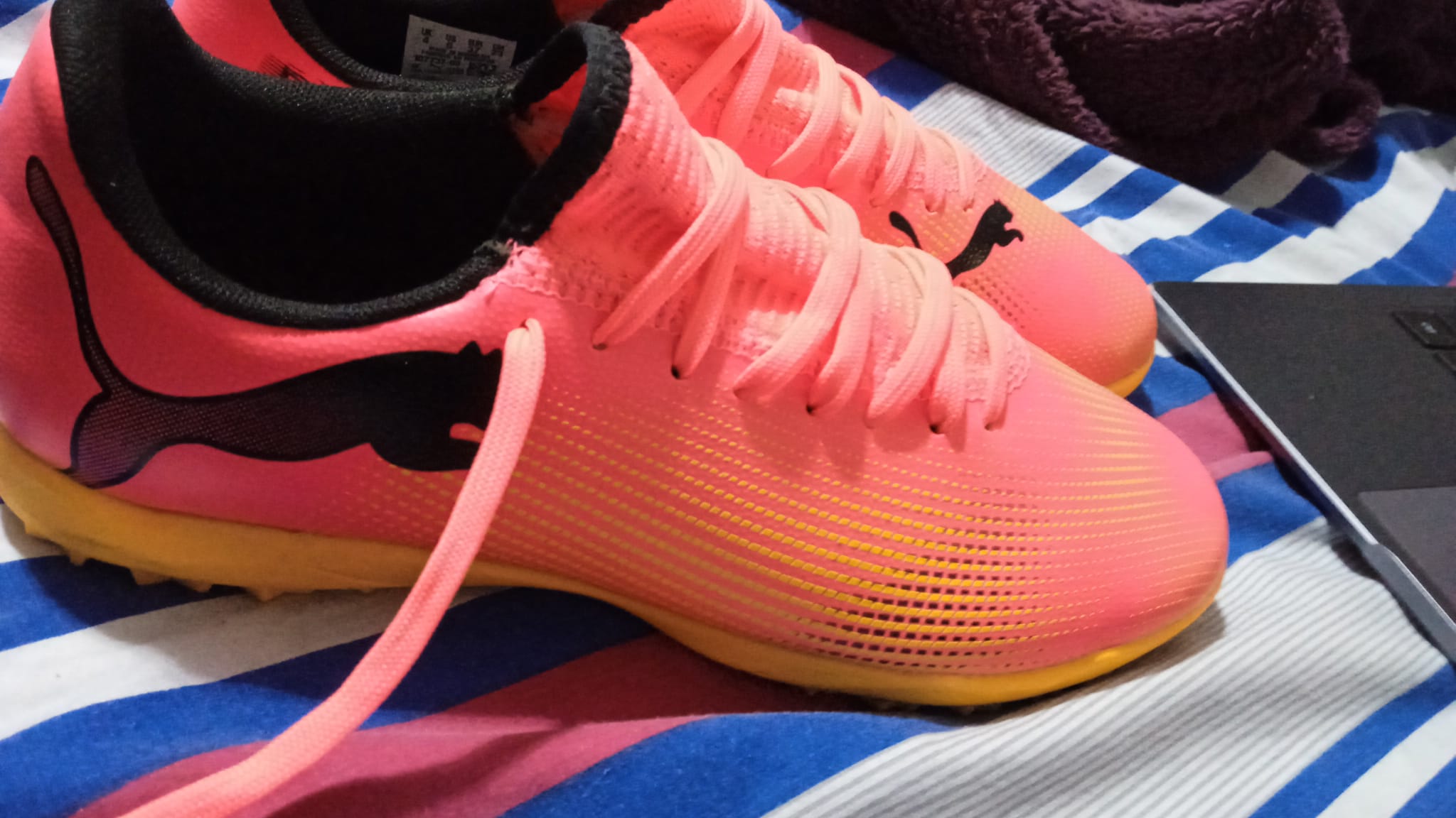 Puma boots for sale - Image 2