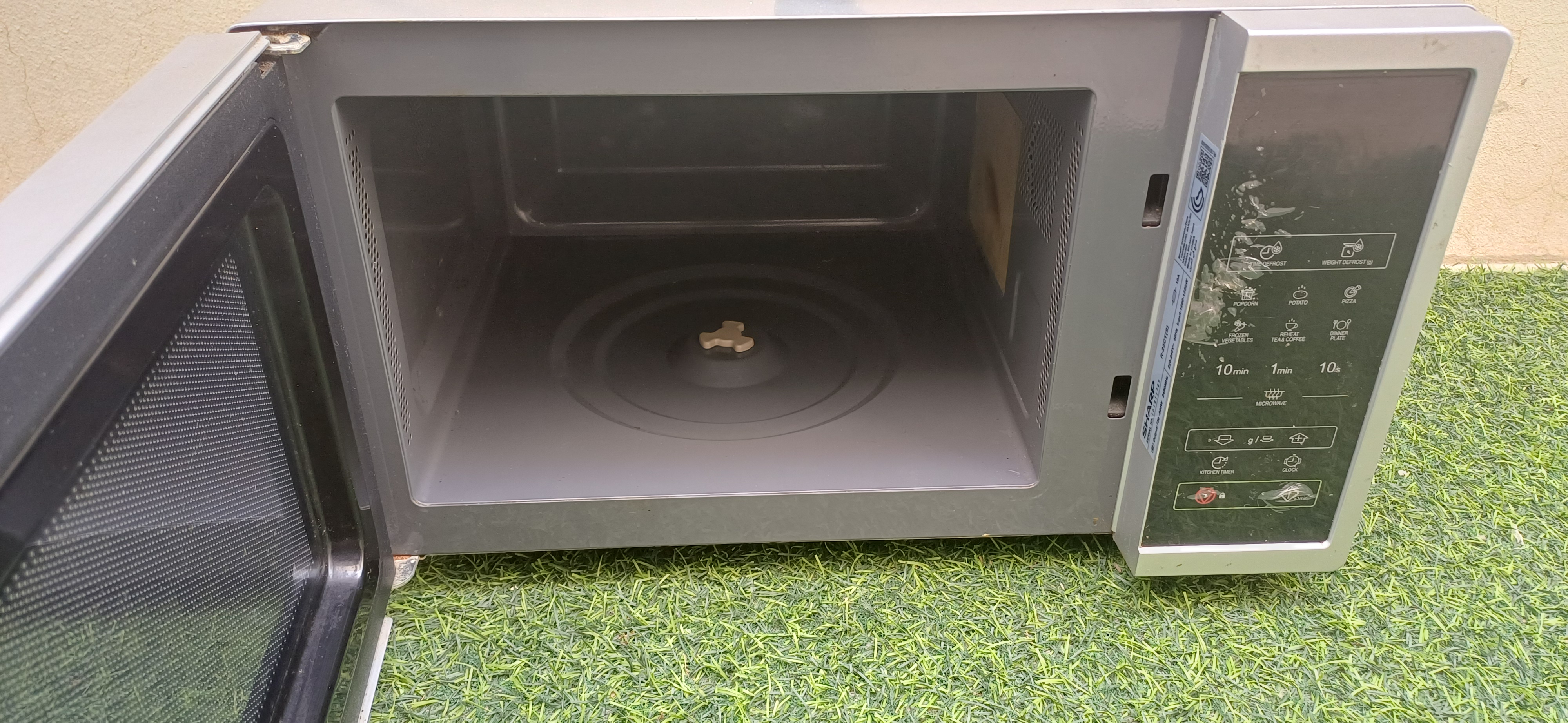 Sharp oven - Image 3