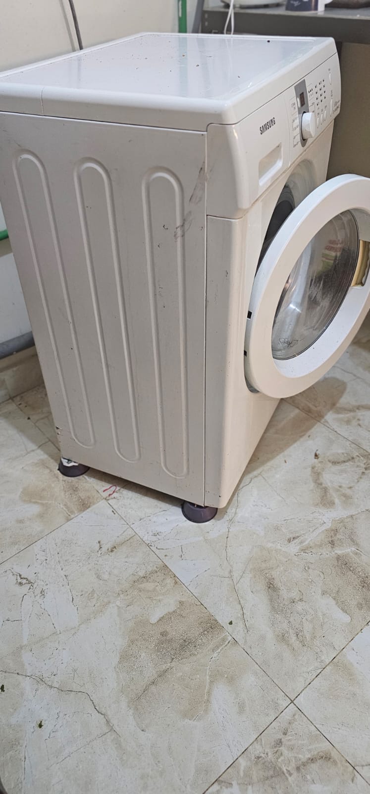 Samsung Front Load 6Kg  - Image 3