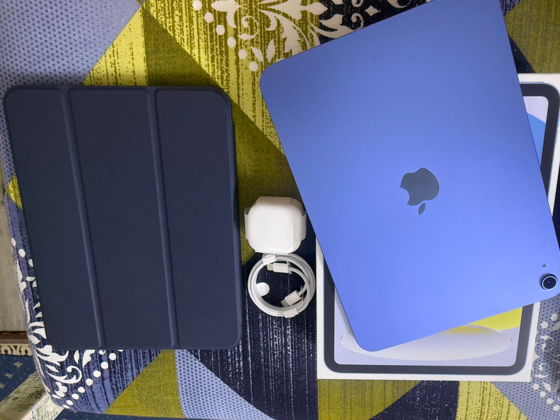IPAD A16 11th Generation - Image 3