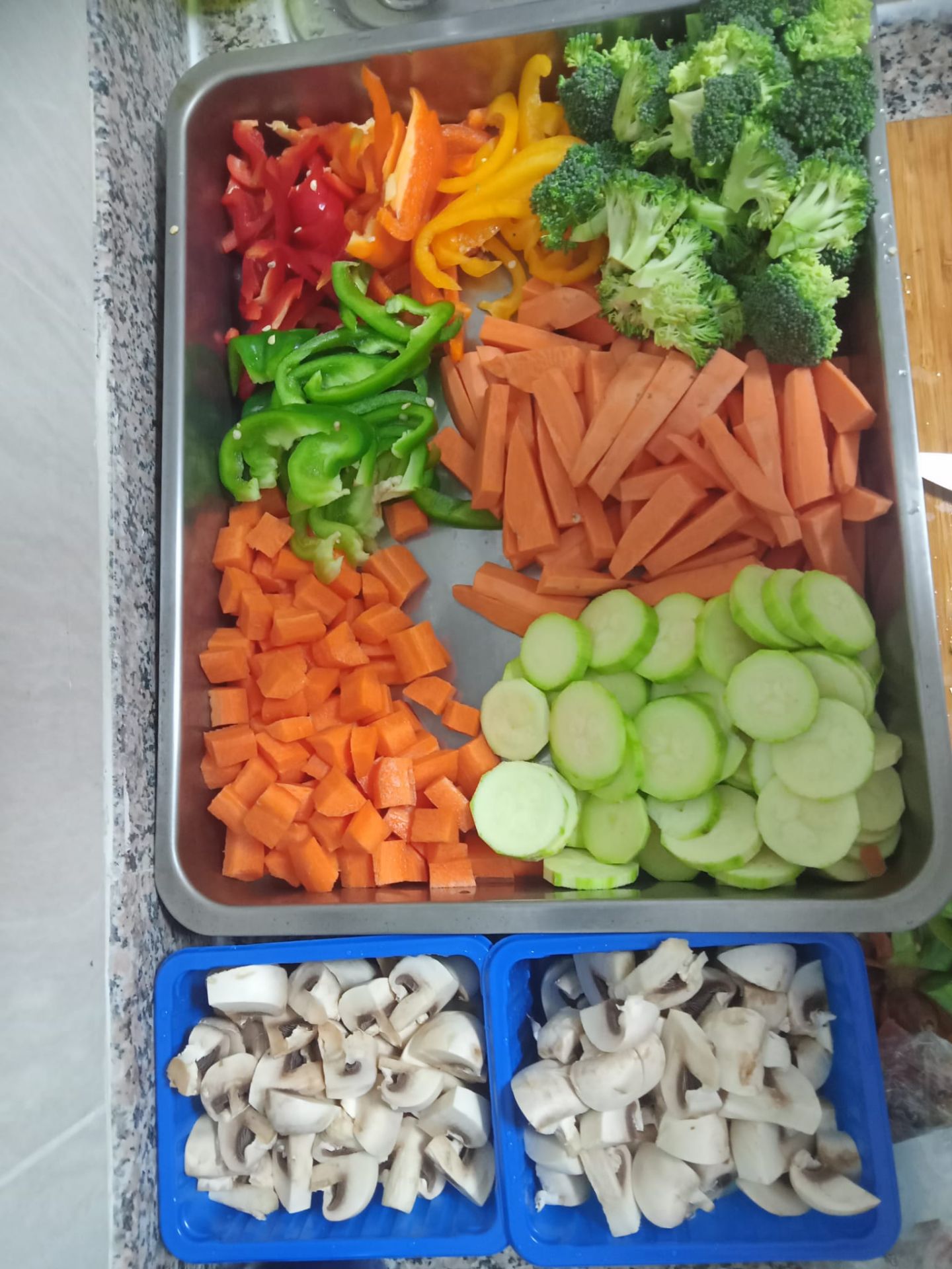 طباخ منزل متوفر في منطقة الوكرة - Image 3