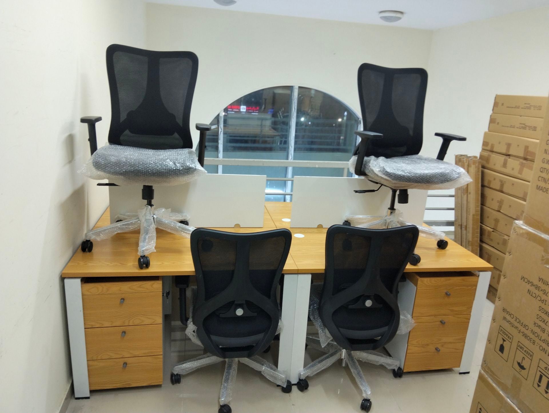 Harman miller classic aeron chair fully loaded aluminium body available for sale - Image 5