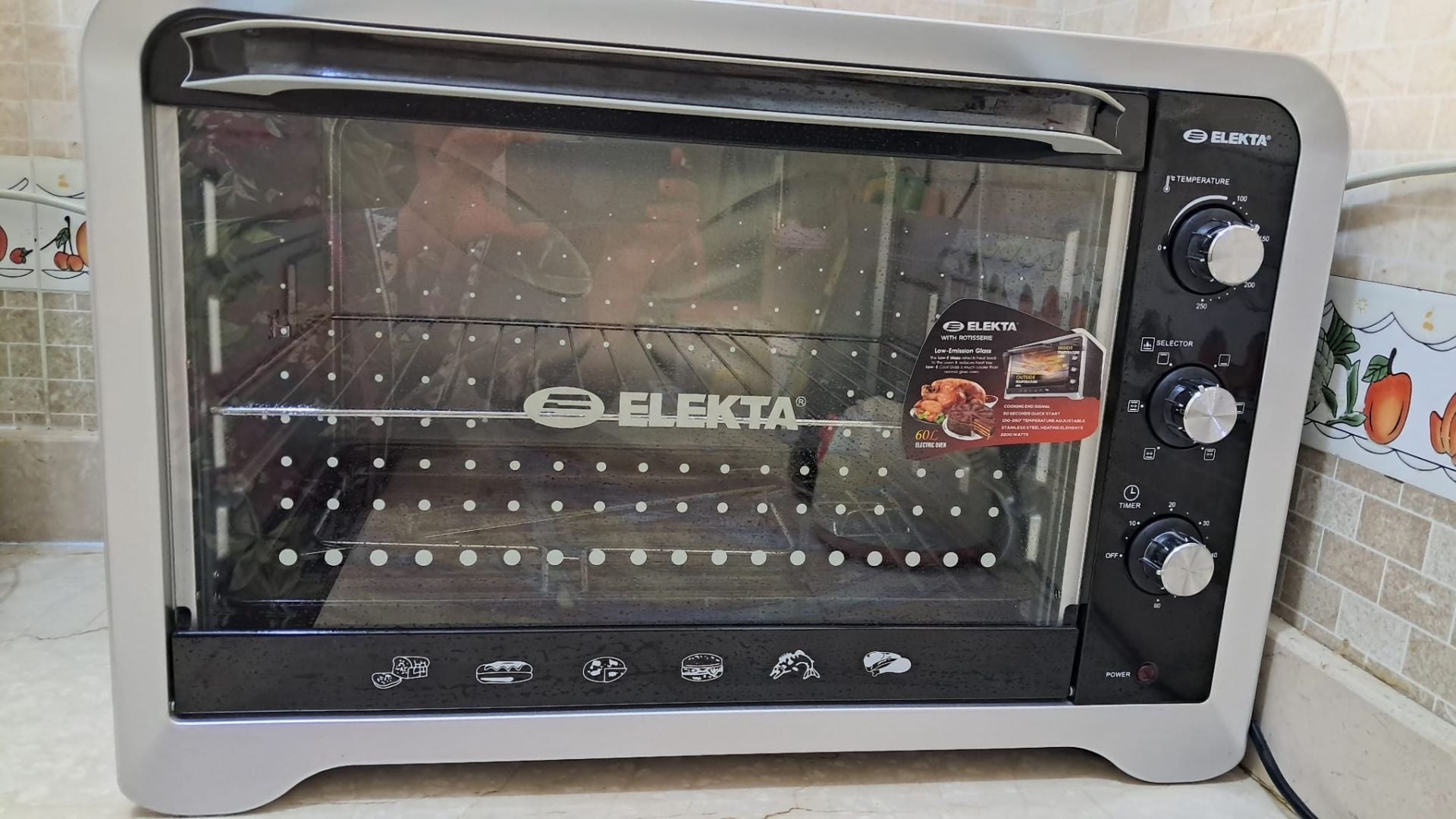 Elekta Electric Oven  - Image 9