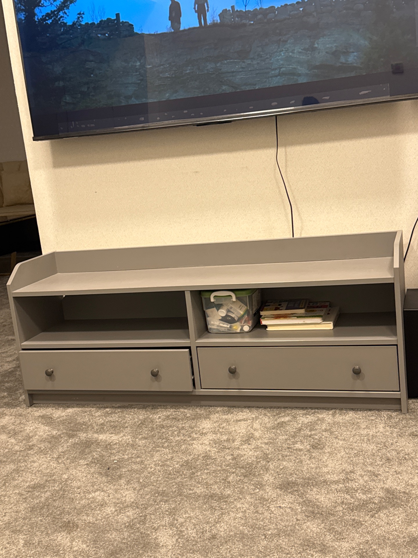 TV stand- Ikea - Image 4