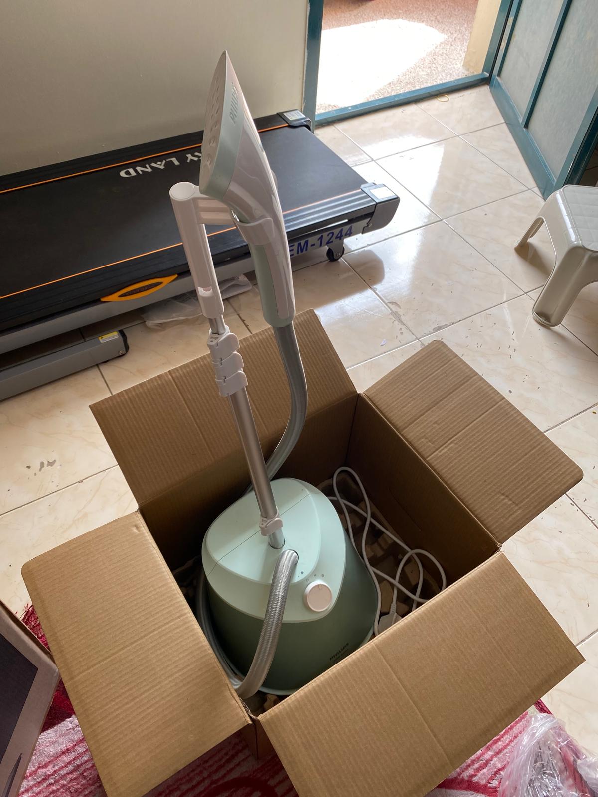 Philips garment steamer - Image 1