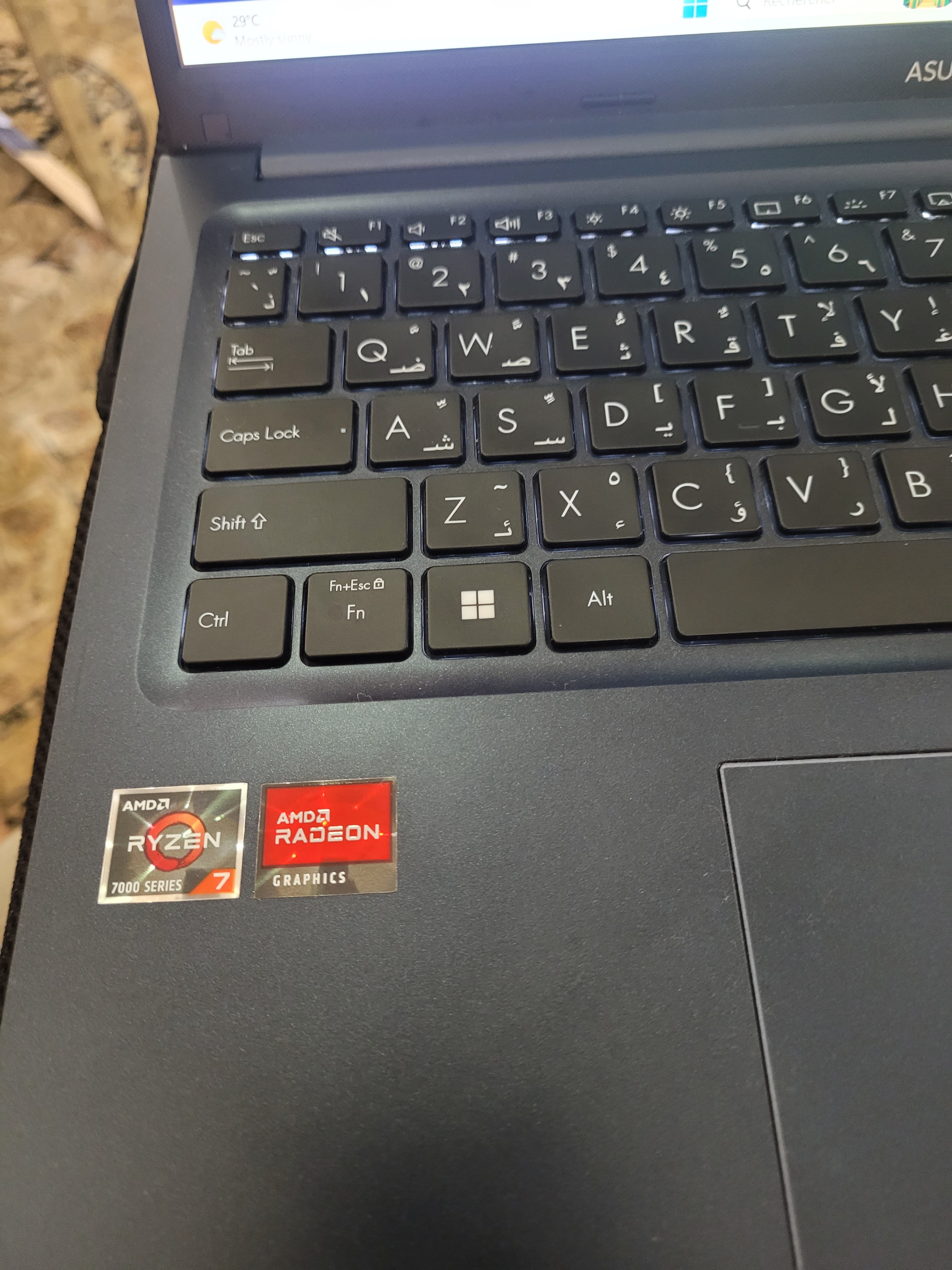Asus vivobook - Image 1