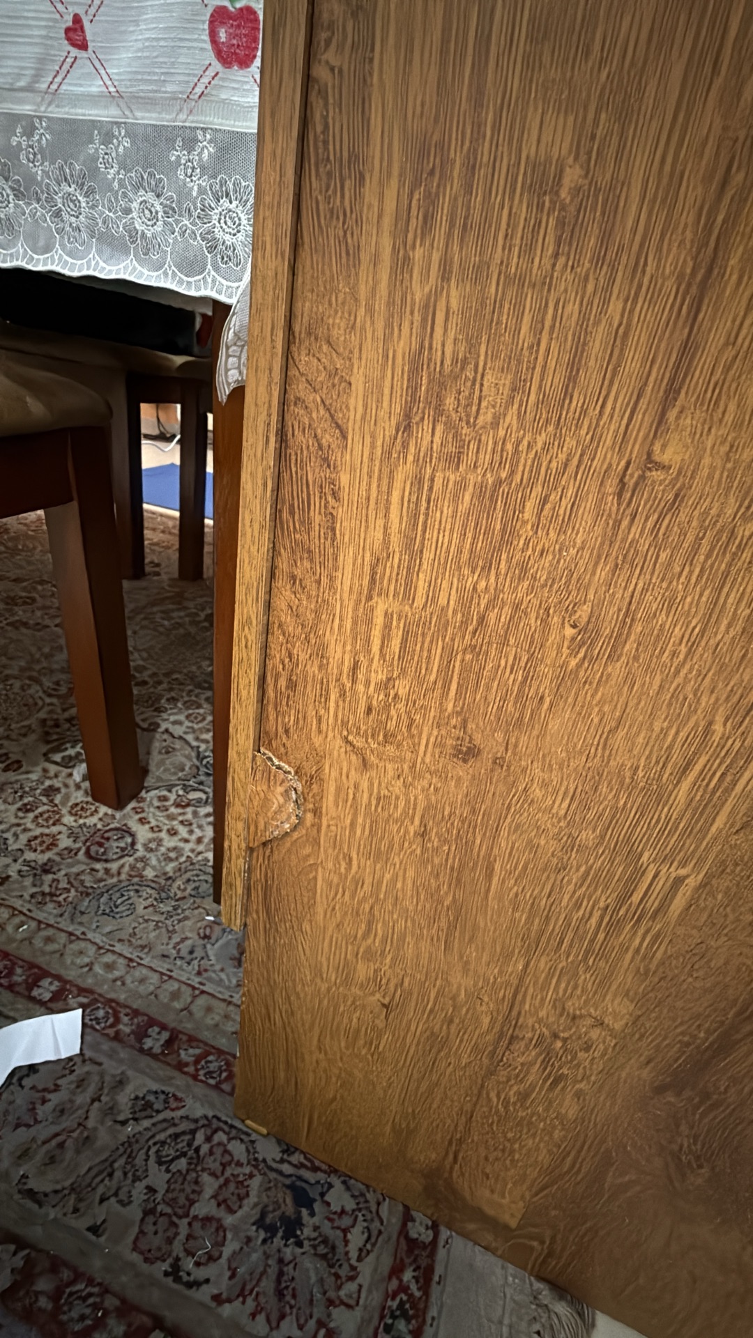 Gaming Chair & Table for SALE - Image 4