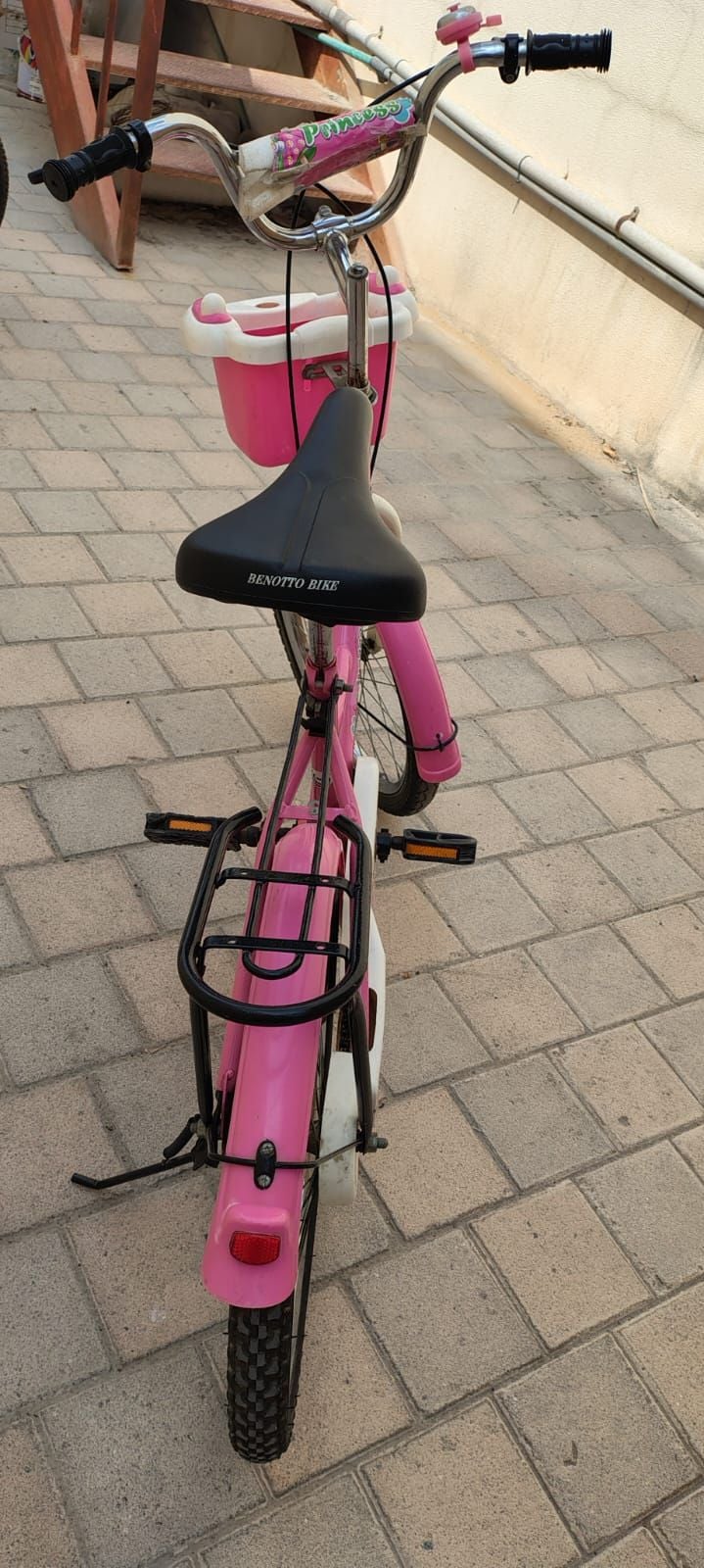 Girl's bicycle  - Image 2