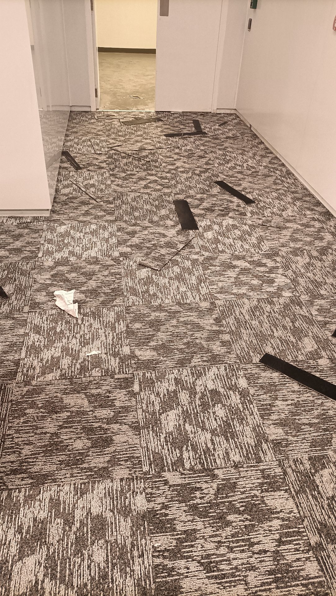 50cm/50cm tiles carpet  - Image 7