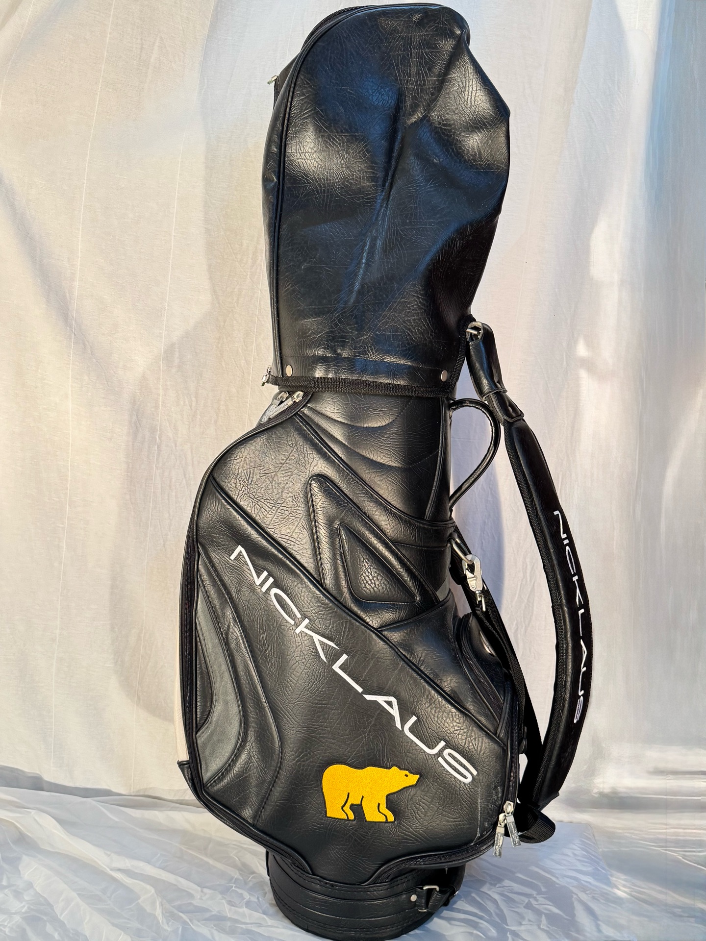 Trade/Buy Jack Nicklaus Signed Golf Bag -A Piece of Golf History - Image 6