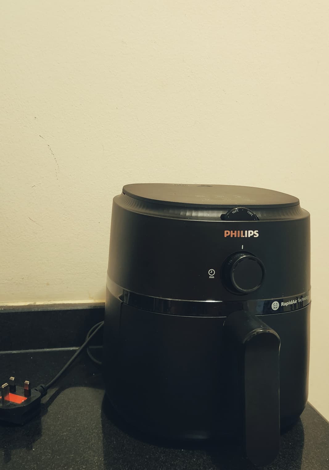 Philips Air Fryer – Excellent Condition – Barely Used - Image 2