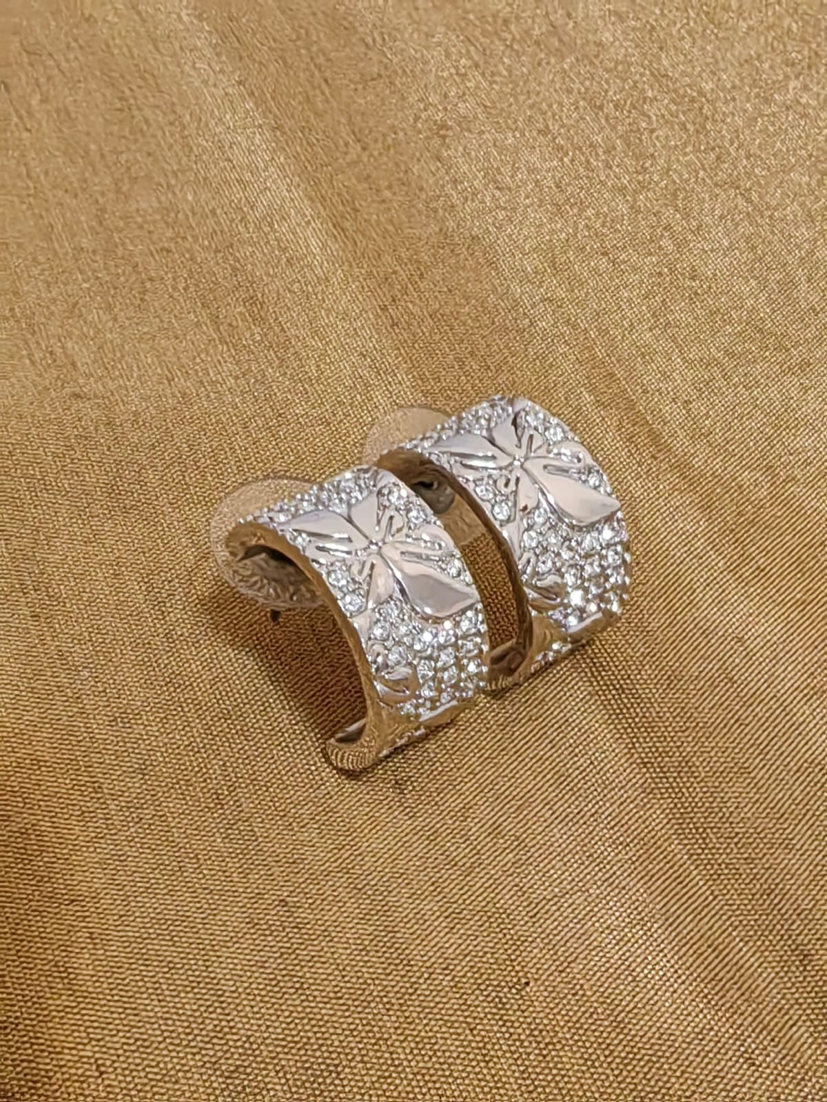 Swarovski silver earringa - Image 1