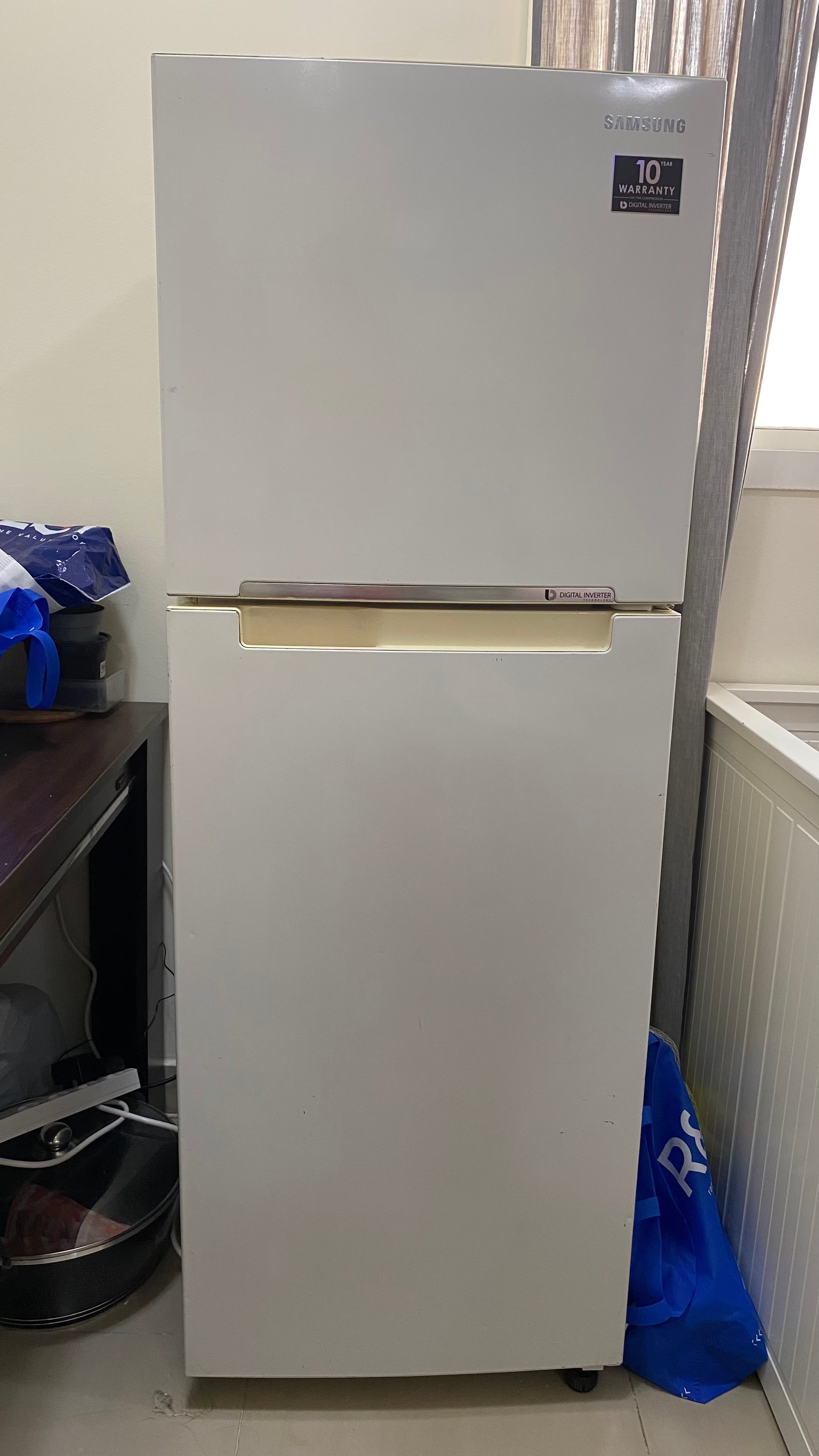 SAMSUNG REFRIGERATOR FOR SALE - Image 1