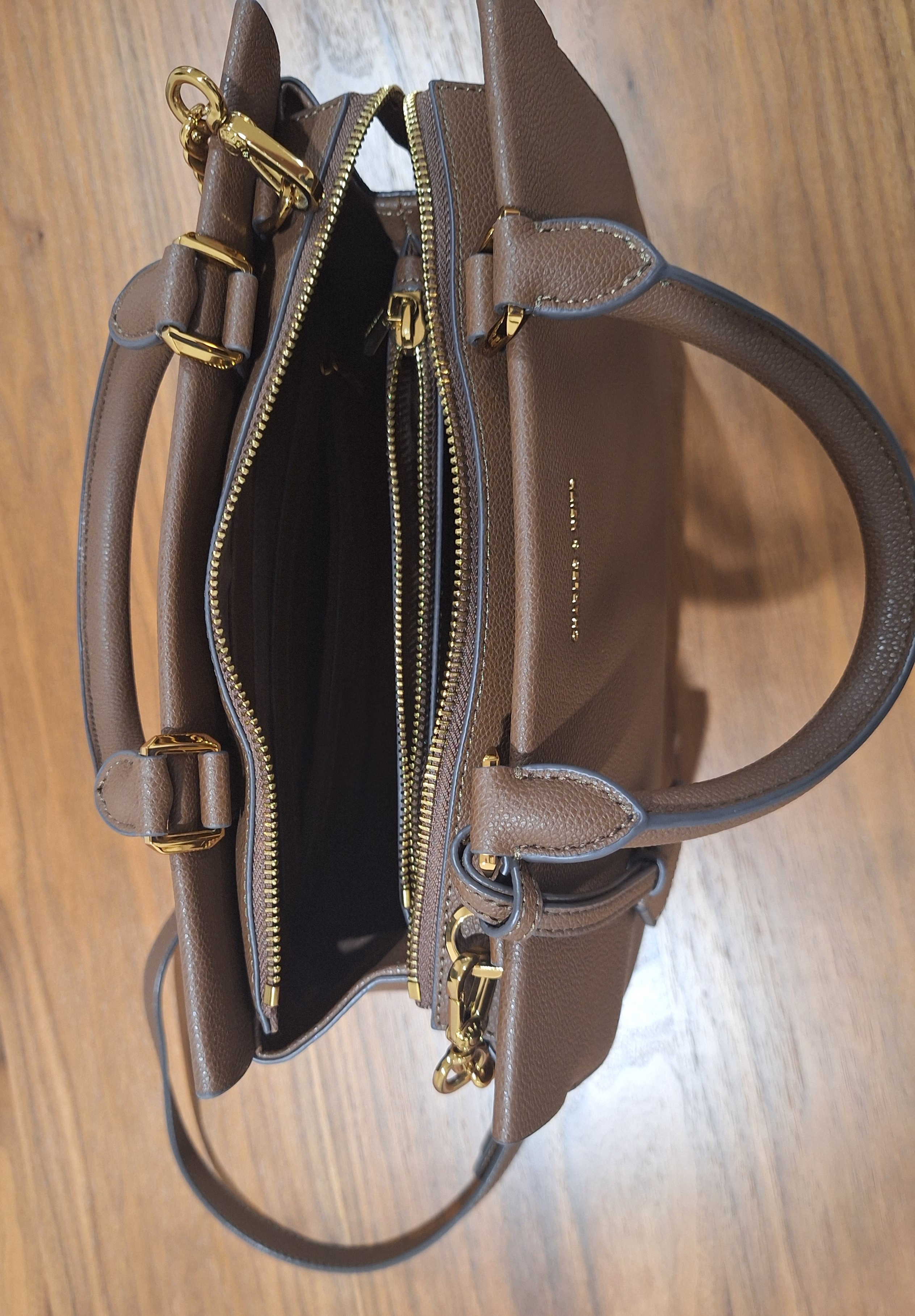 Charles and Keith Leather Bag - Image 3