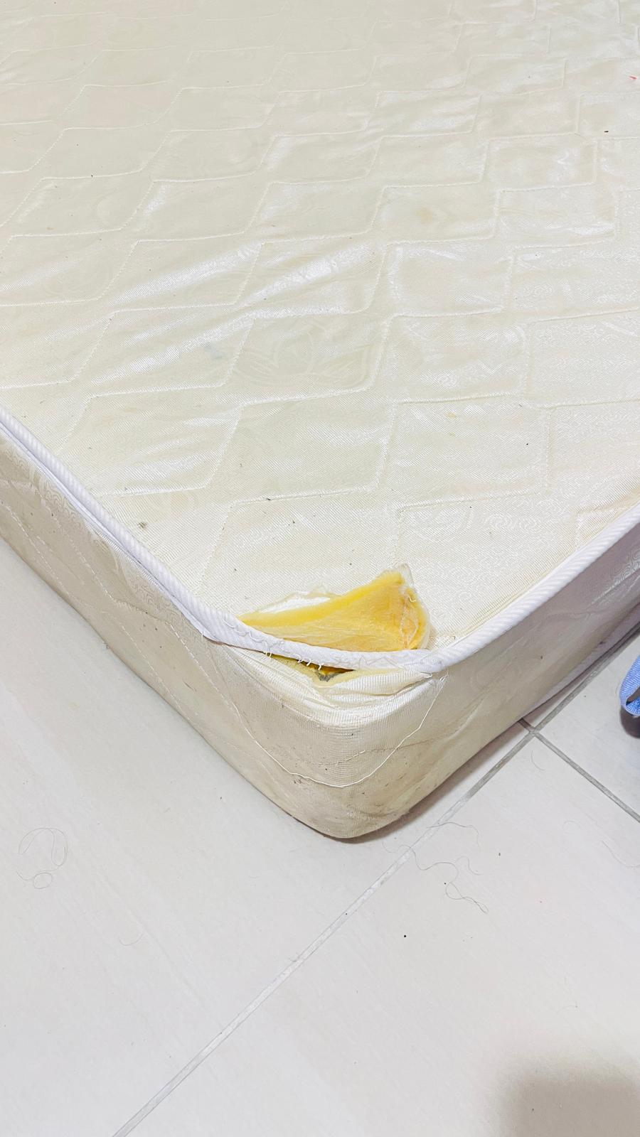 Free Mattress 180x200x18 cm - Image 3