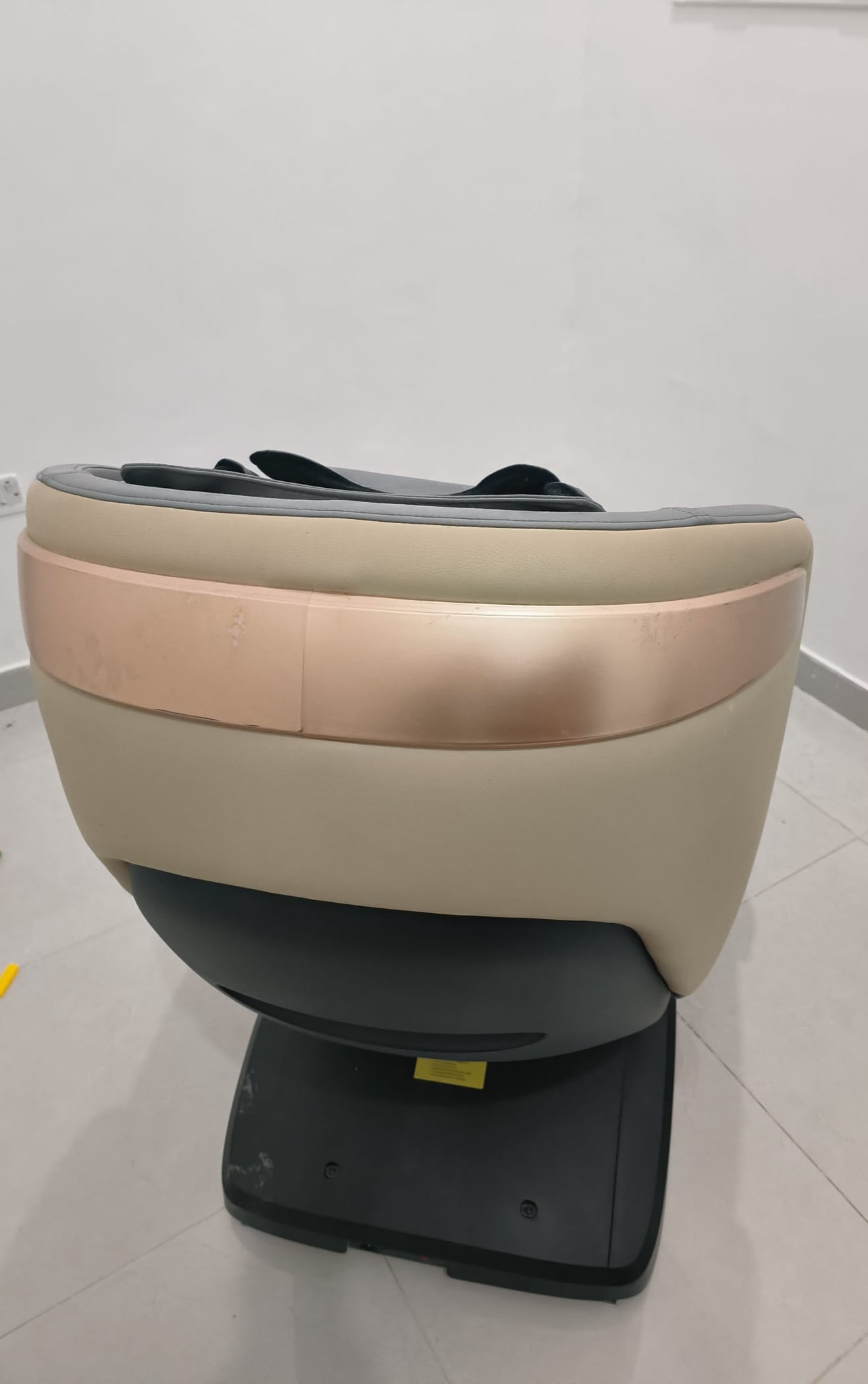 Full body Massage chair  - Image 2