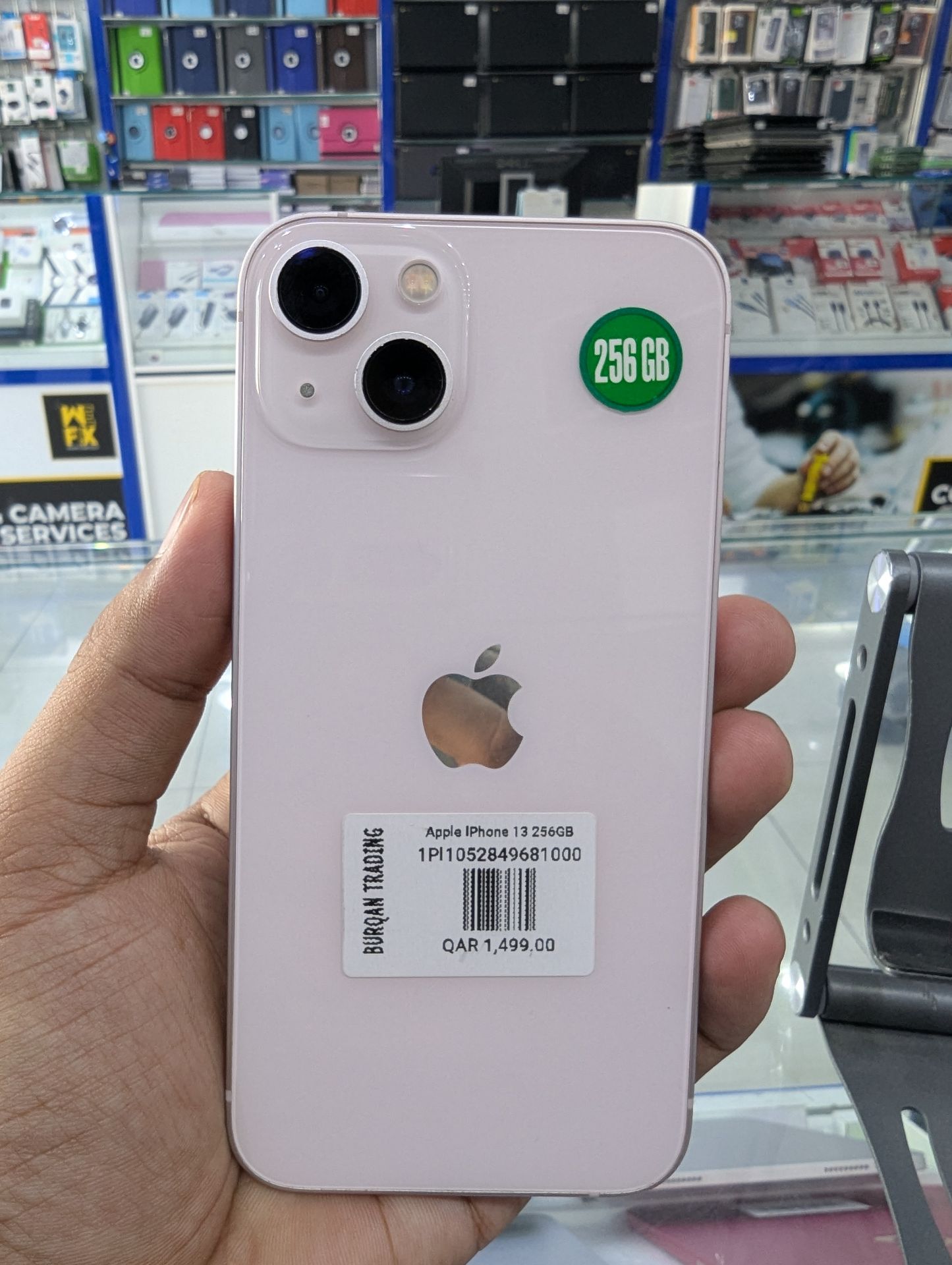 iPhone 13 256GB - Image 3