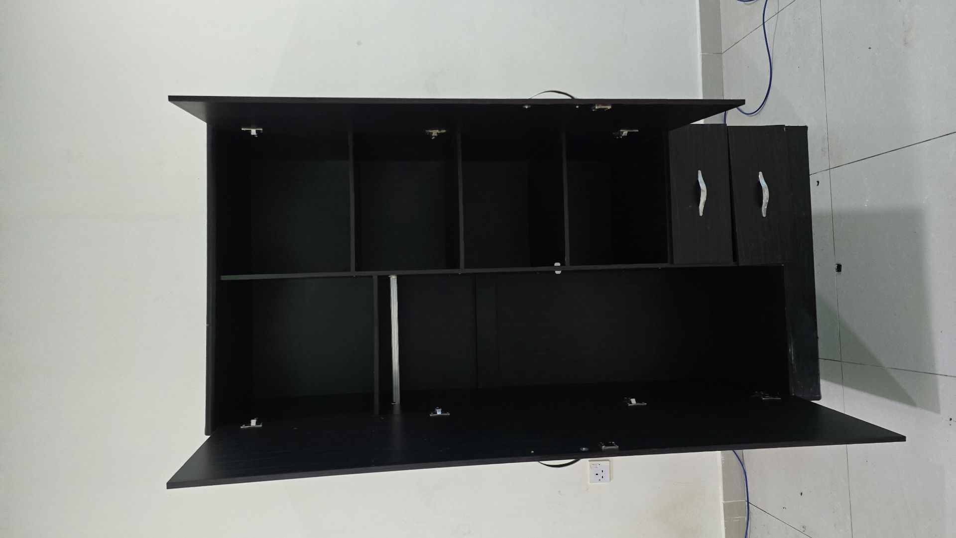 Dress cabinet  - Image 3