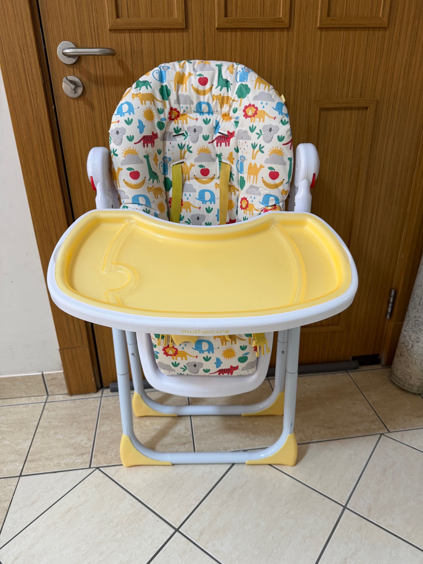 Baby feeding chair  - Image 3