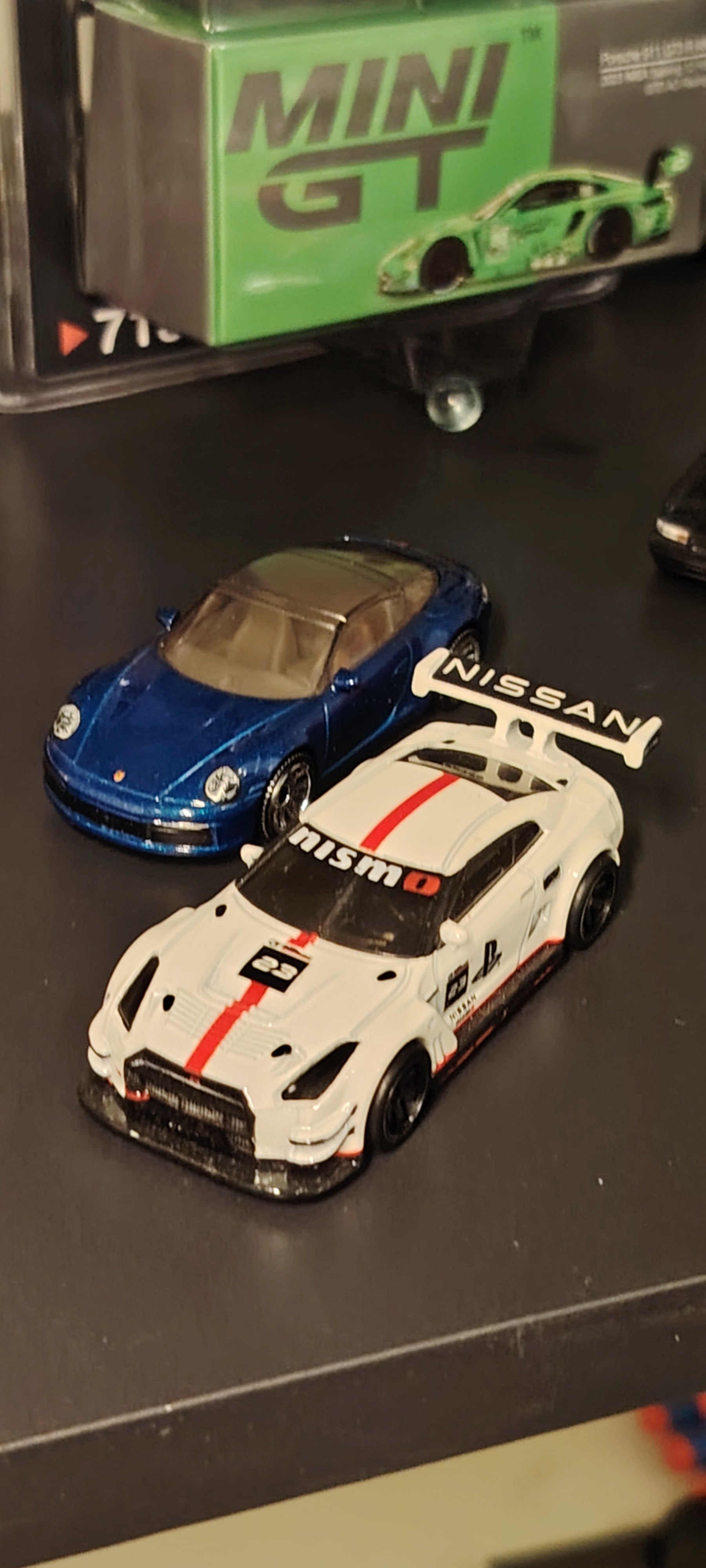 Hot wheels and matchbox loose - Image 2