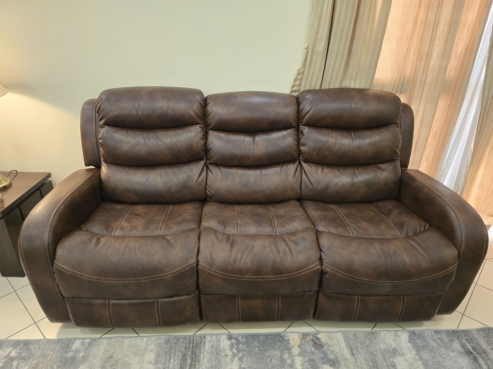 Reclining Sofa  - Image 4