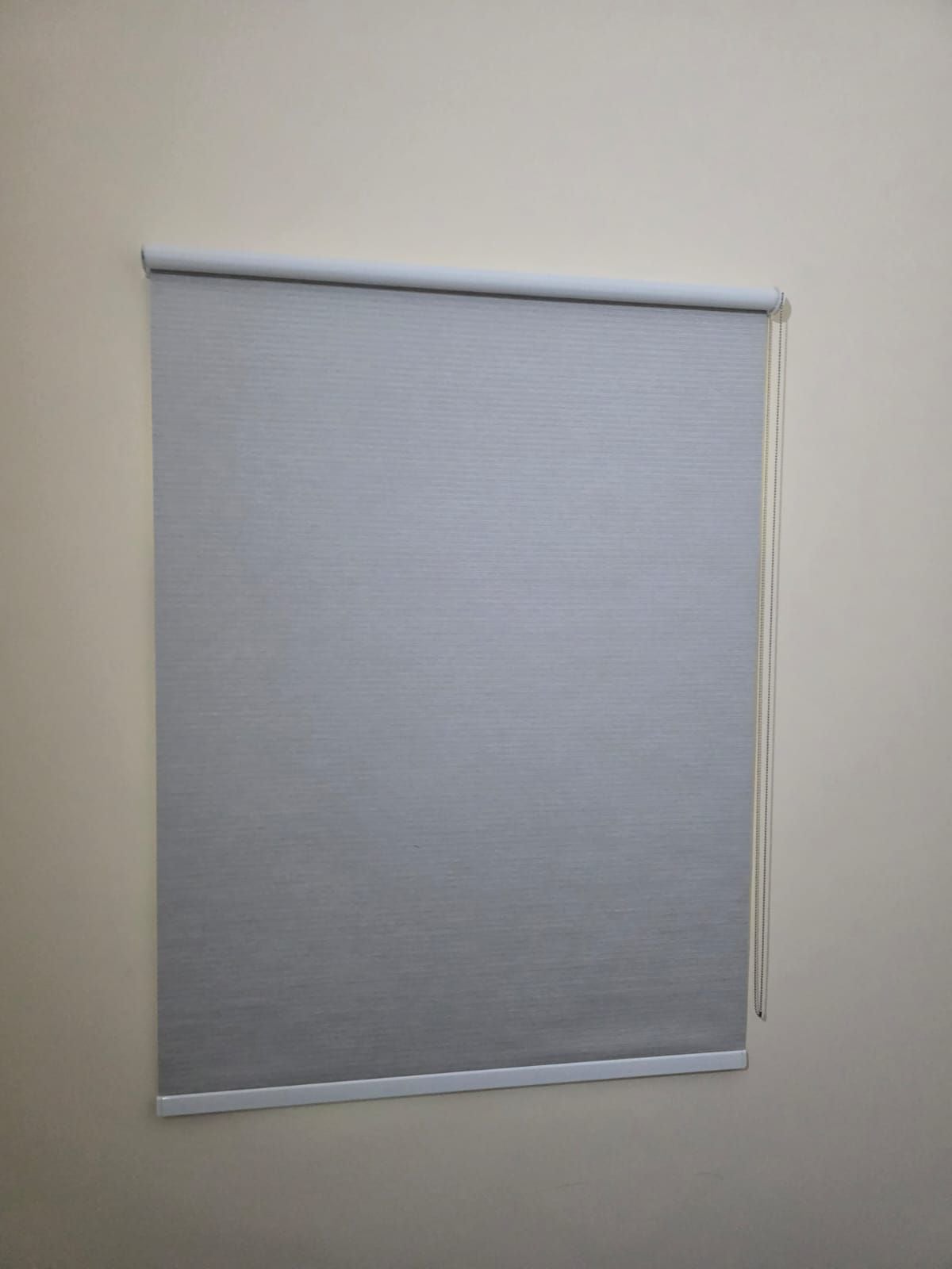 Roller curtain  - Image 6