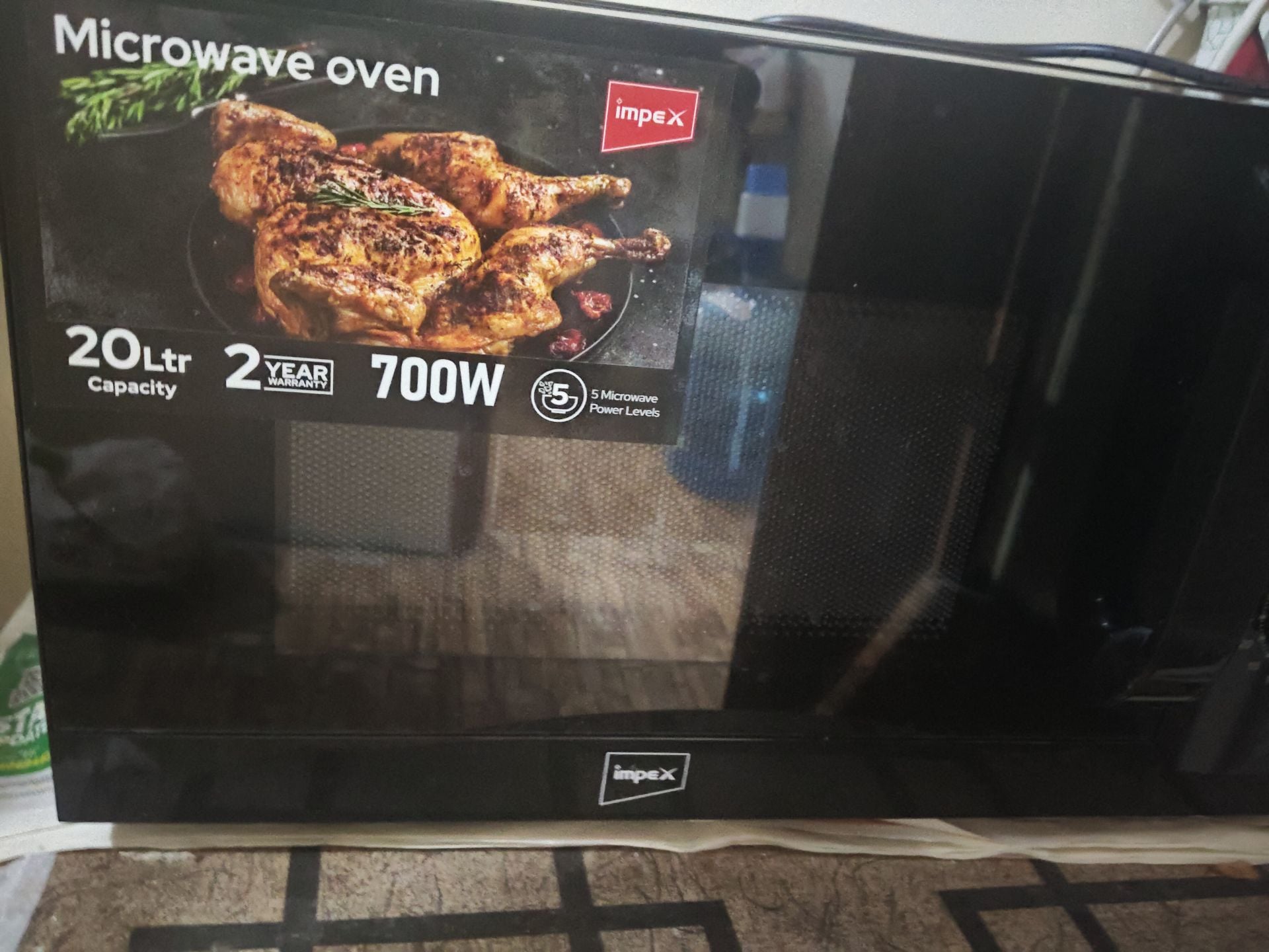 3 Items for 500 QAR ( OVEN, TV and Air Fryer) - Image 7
