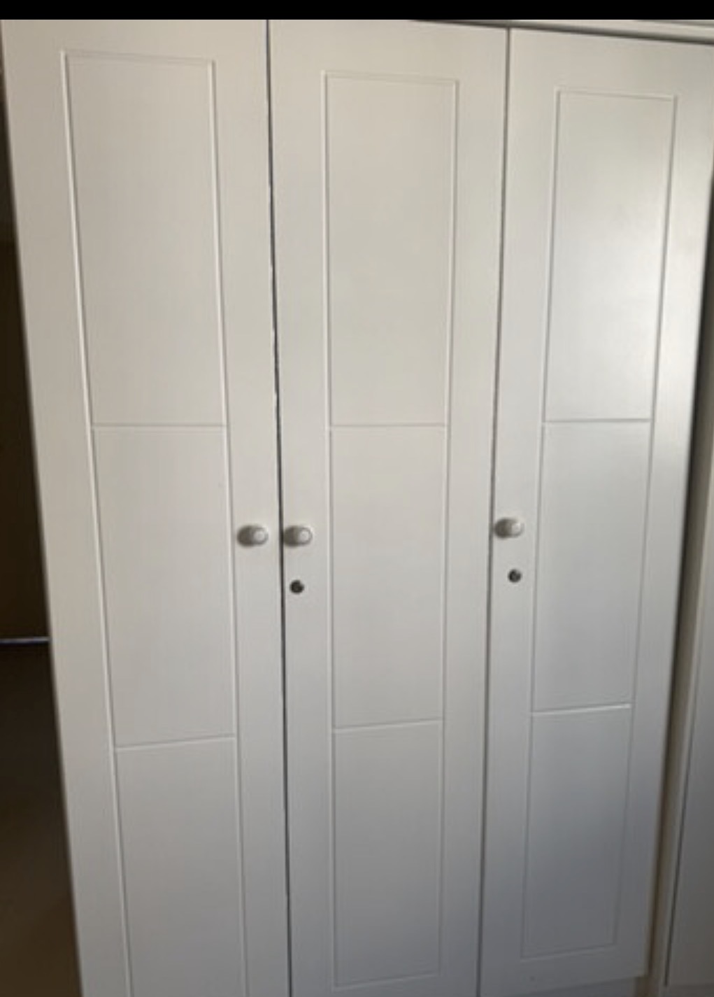 3 door cupboard for sale!! - Image 4
