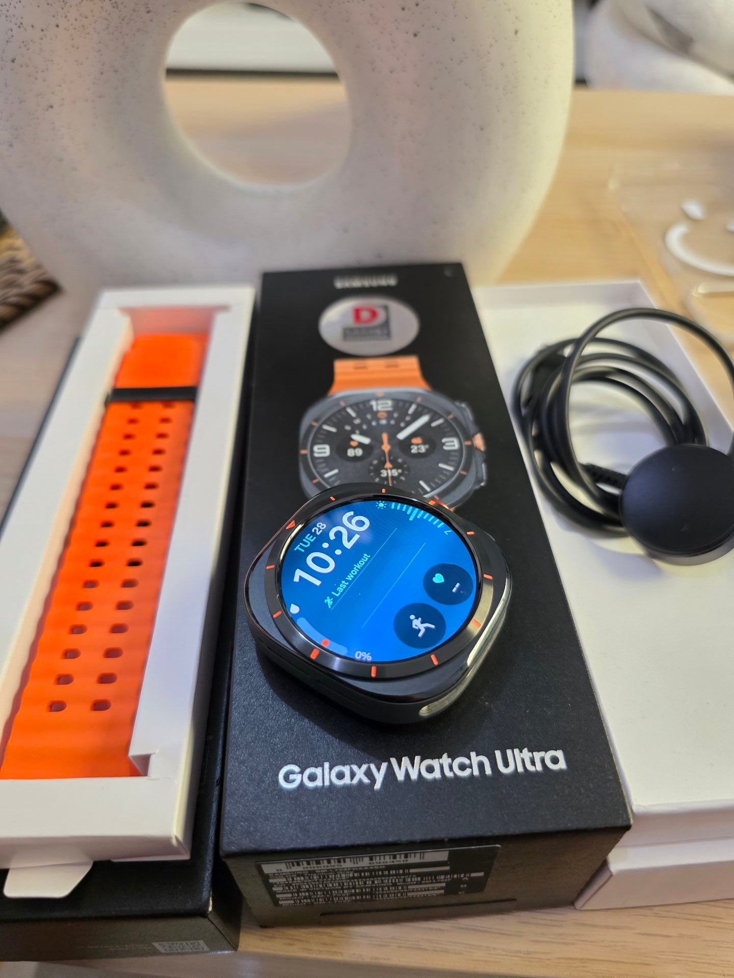 Galaxy Watch Ultra 2024 Orange  - Image 3