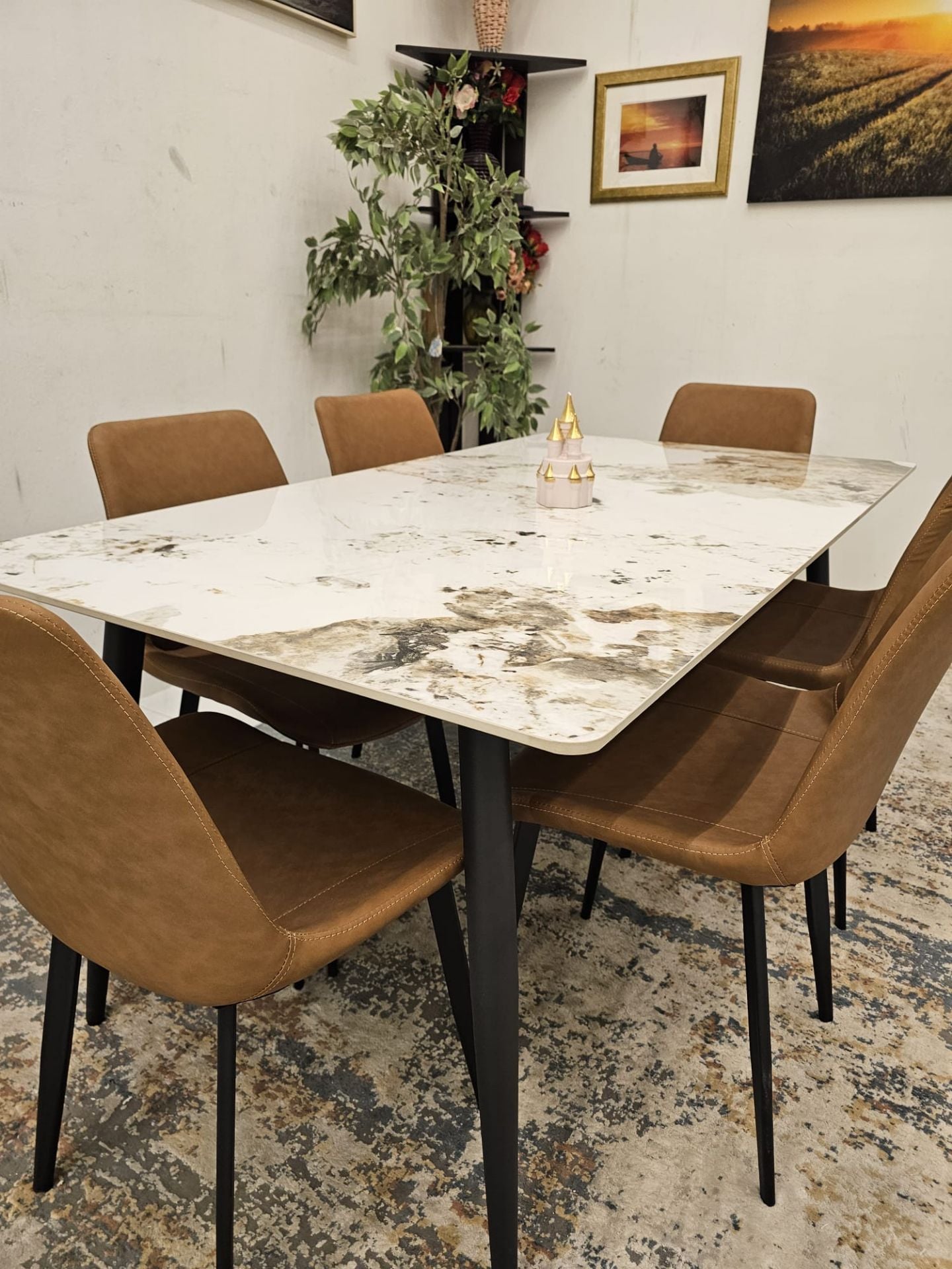 طاولة طعام جديدة تمامًا من Home Center للبيع العاجل }اتصل أو واتساب >7153245 - Image 6