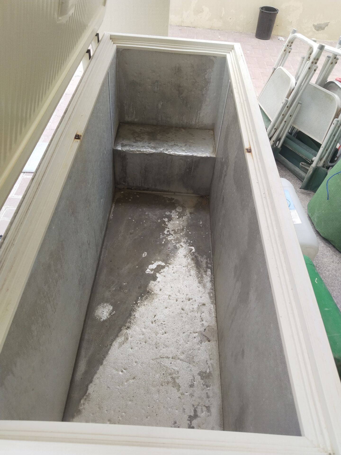  Ice Freezer  - Image 4