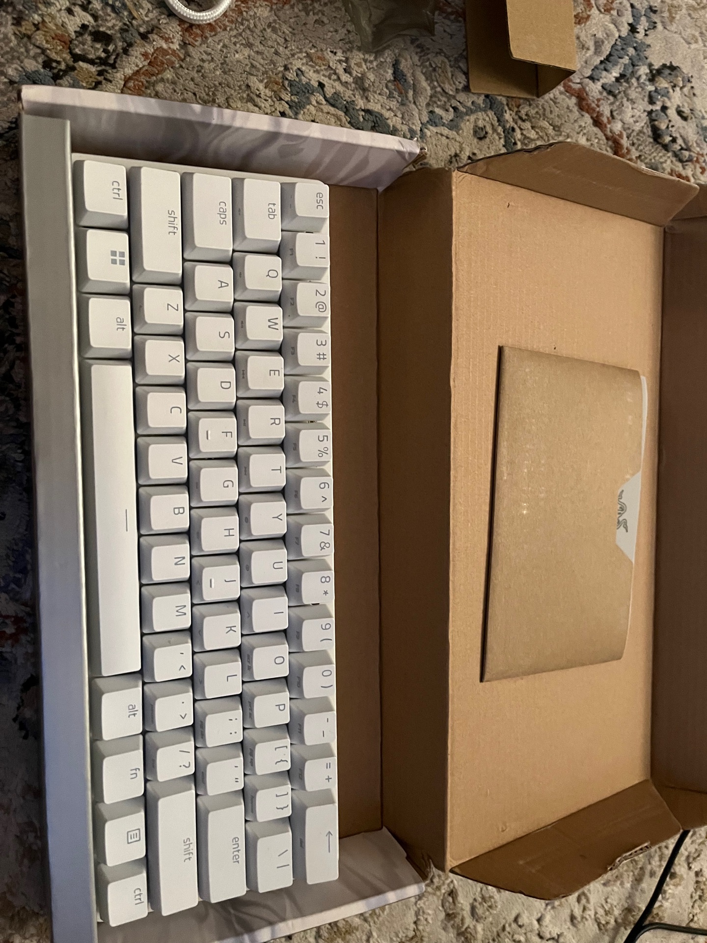 Razer Huntsman Mini – Like New | RGB Gaming Keyboard | كيبورد جيمينج احترافي - Image 6