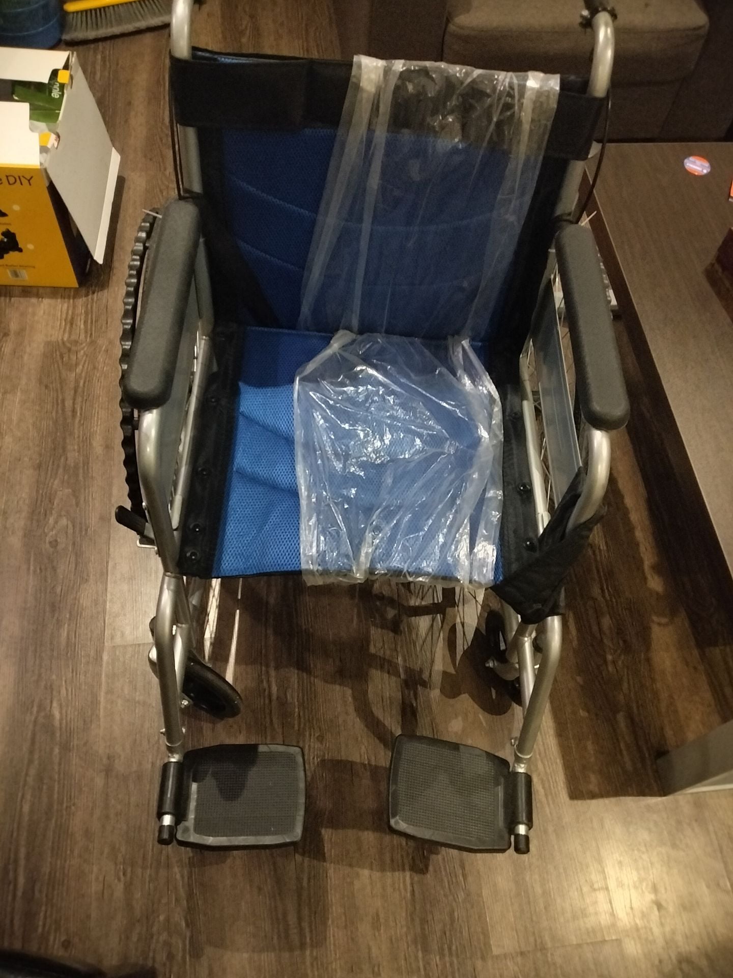 Wheel chair - Image 2
