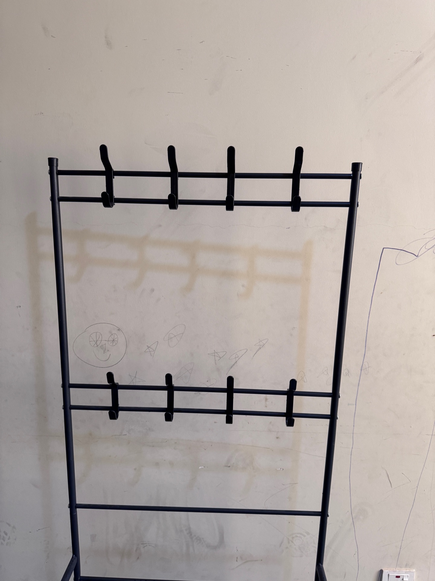 Shoe Rack with hanger - Image 1