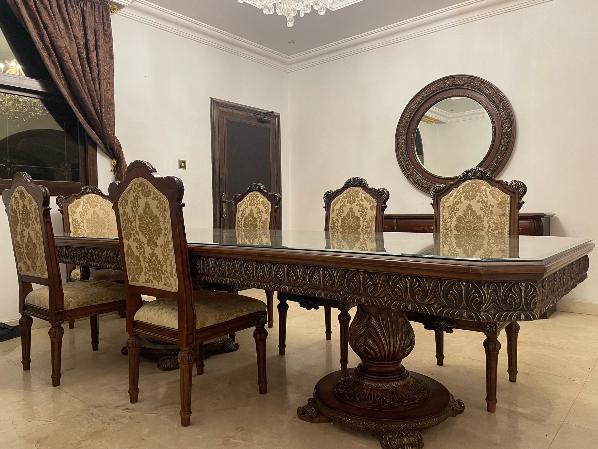 Beautiful Hand carved wooden dinning table - Image 1