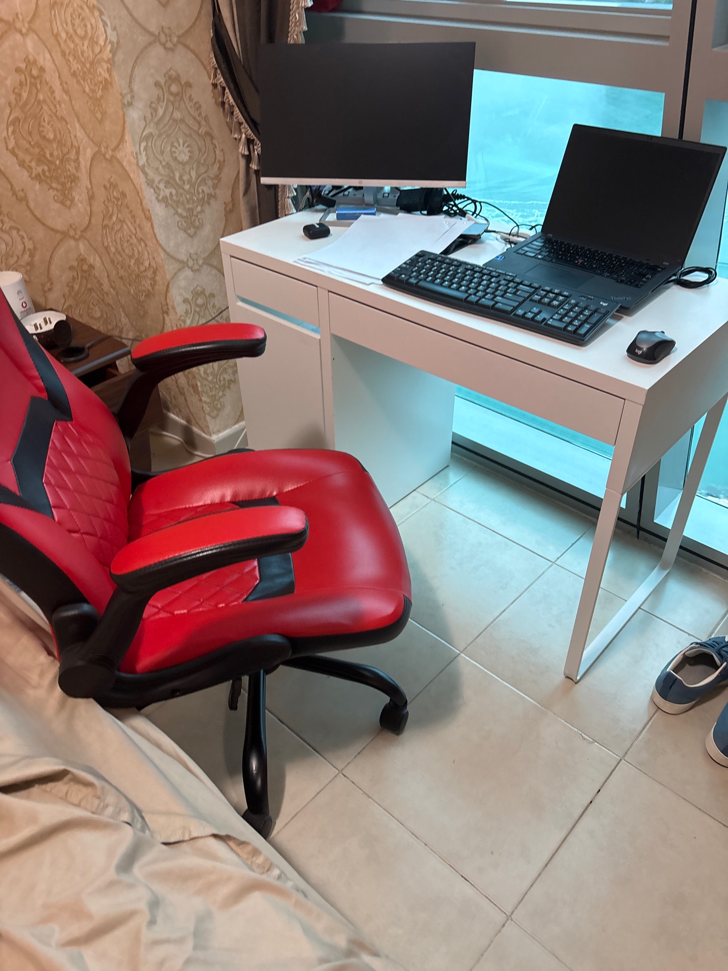Desk and chair - Image 1
