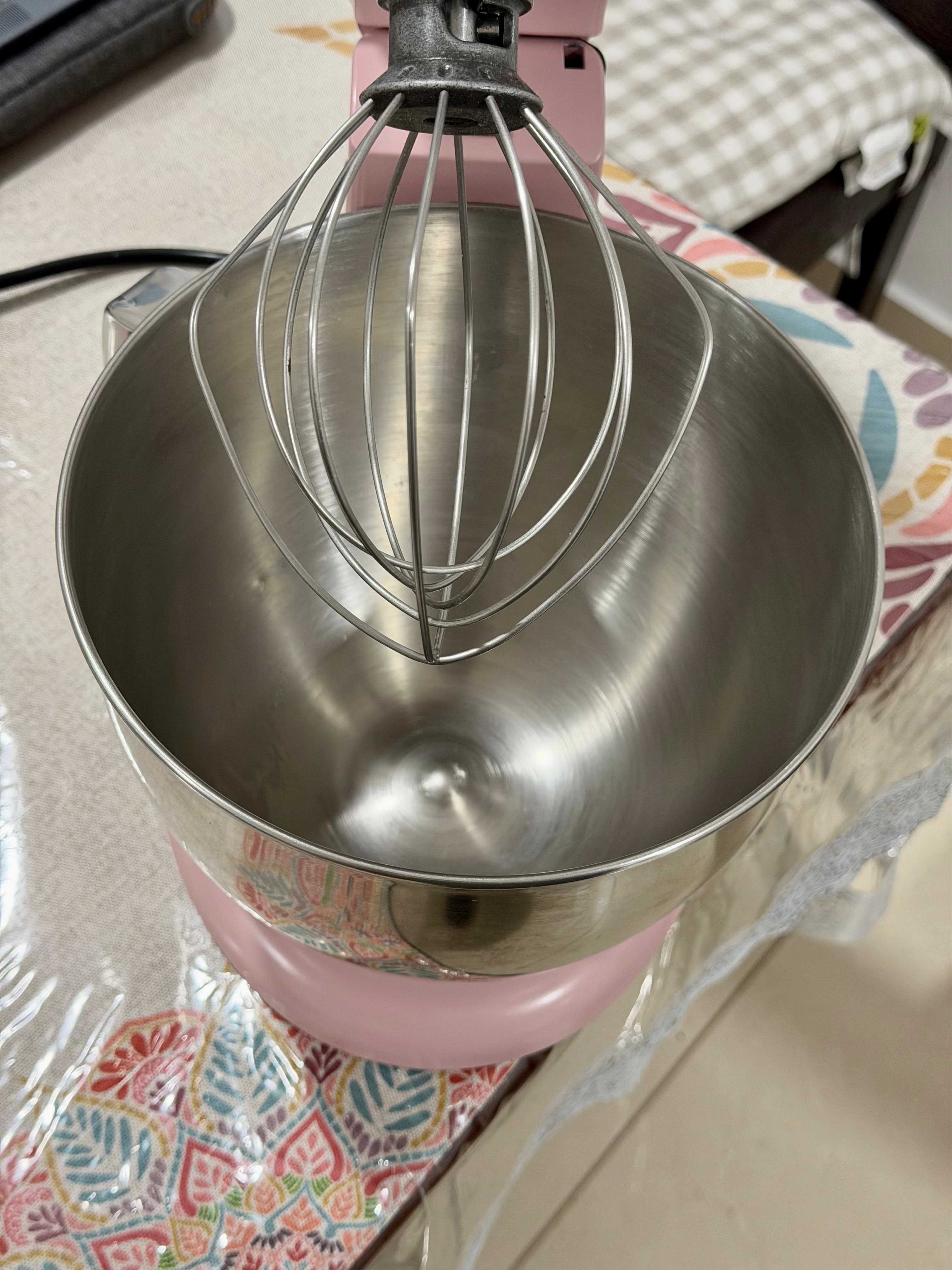 KitchenAid Artisan 4.8L Mixer – Rare Feather Pink  - Image 5